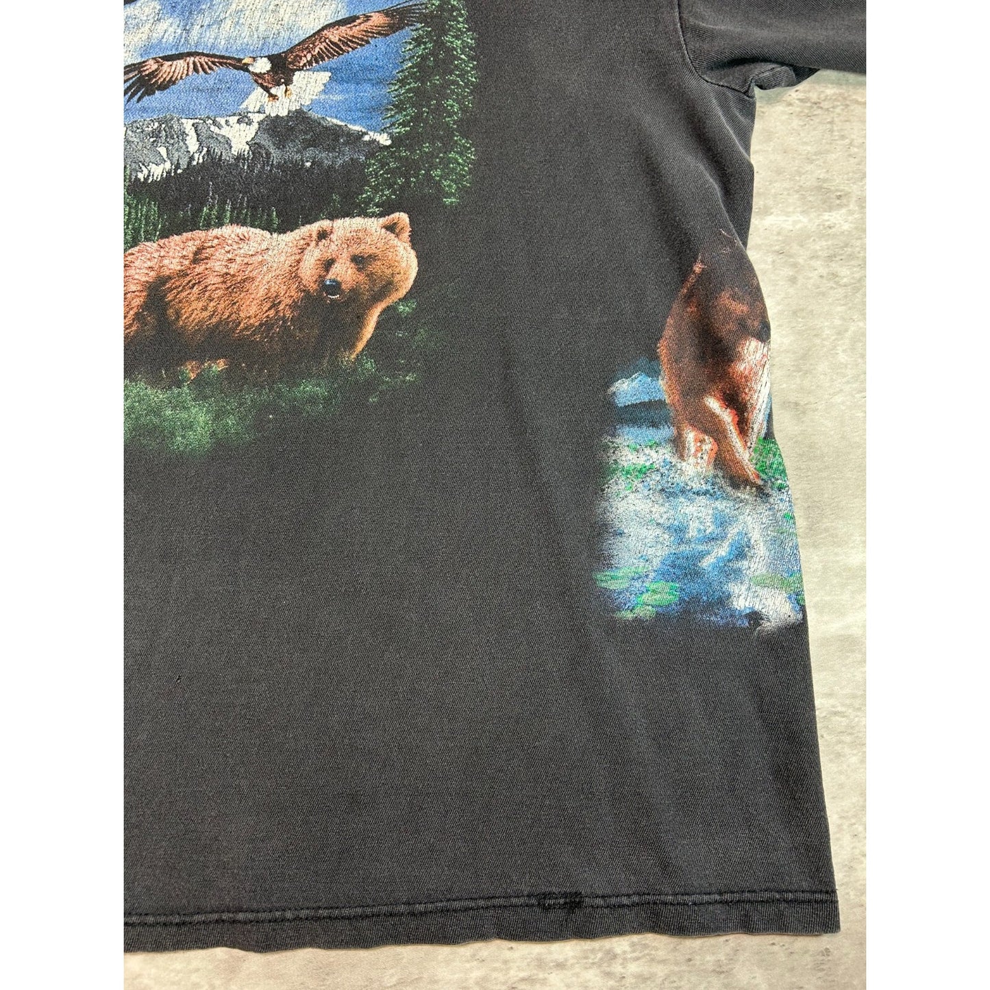 Vintage Bald Eagle Grizzly Bear Animal Nature Graphic AOP T-Shirt Size XL