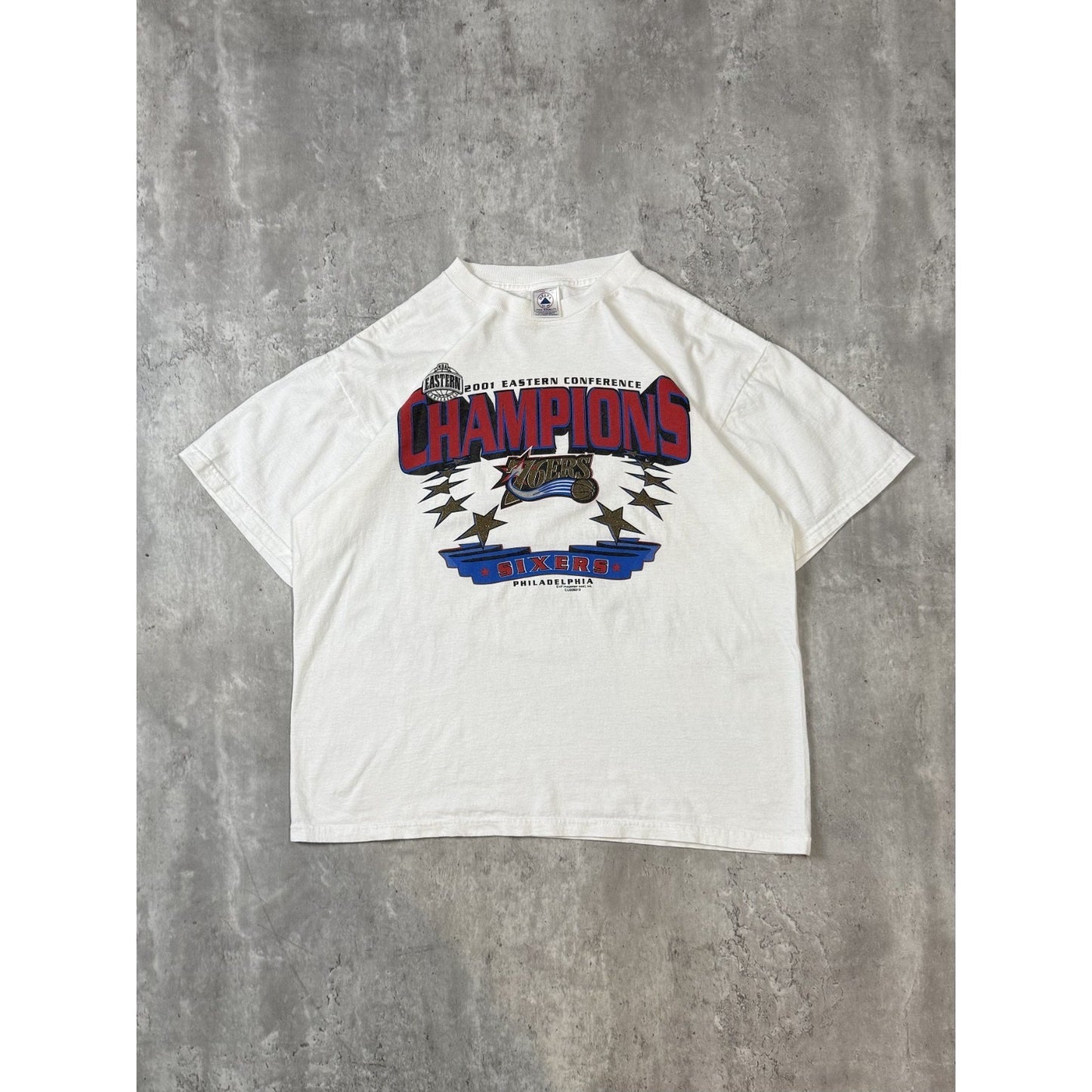Vintage 2001 Philadelphia 76ers NBA World Champions Basketball T-Shirt Sz Large