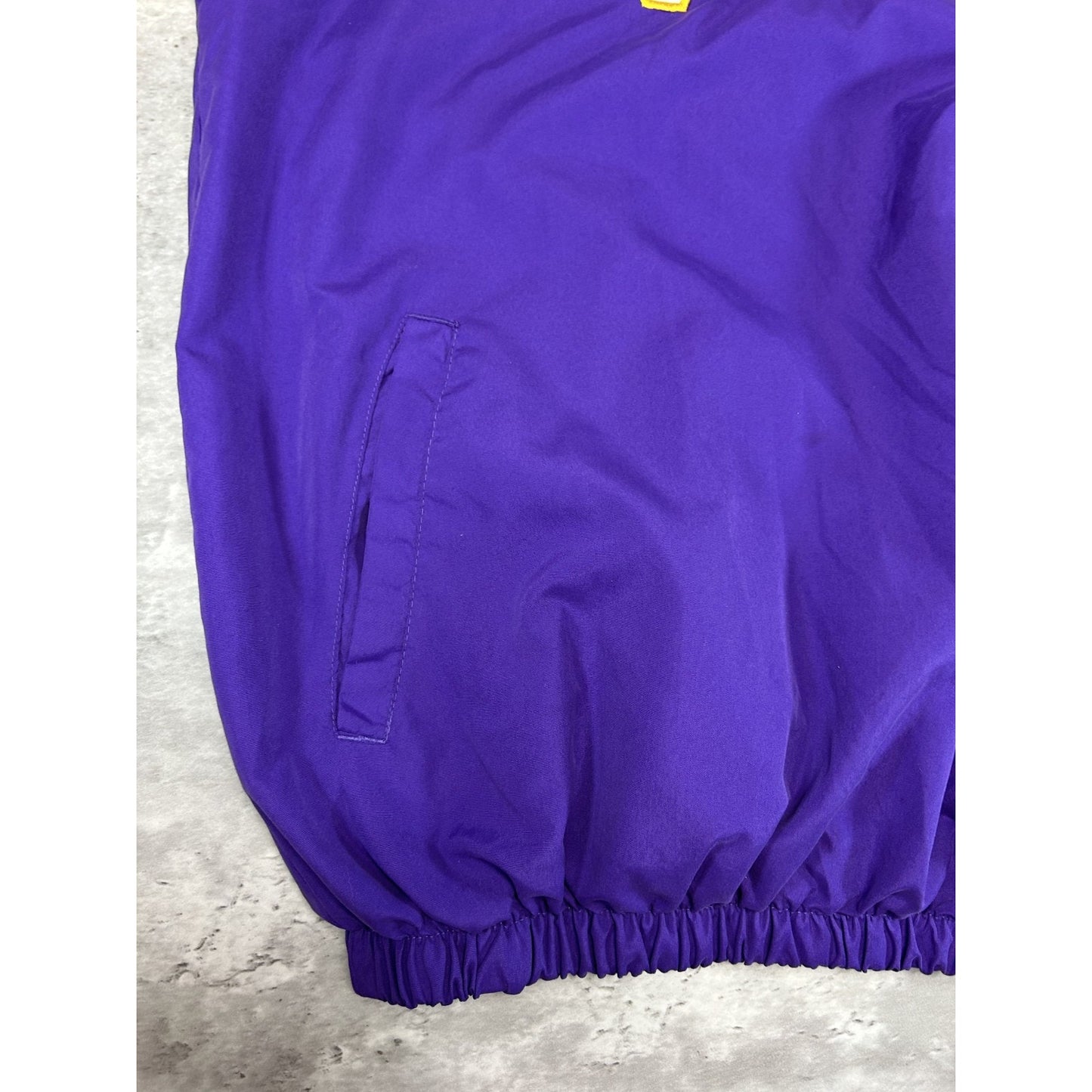 Minnesota Vikings NFL Embroidered Spellout Pullover Nylon Football Jacket Sz XL