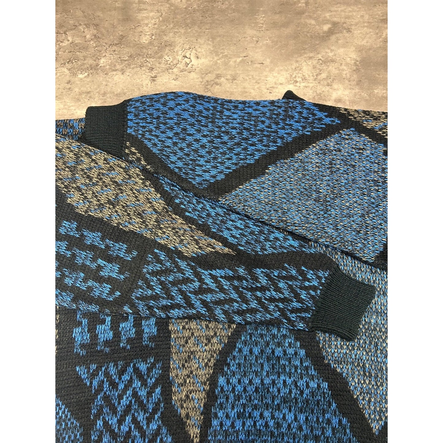 Vintage 80s/90s Abstract Print Pullover Ribbed Knit Sweater Size XL