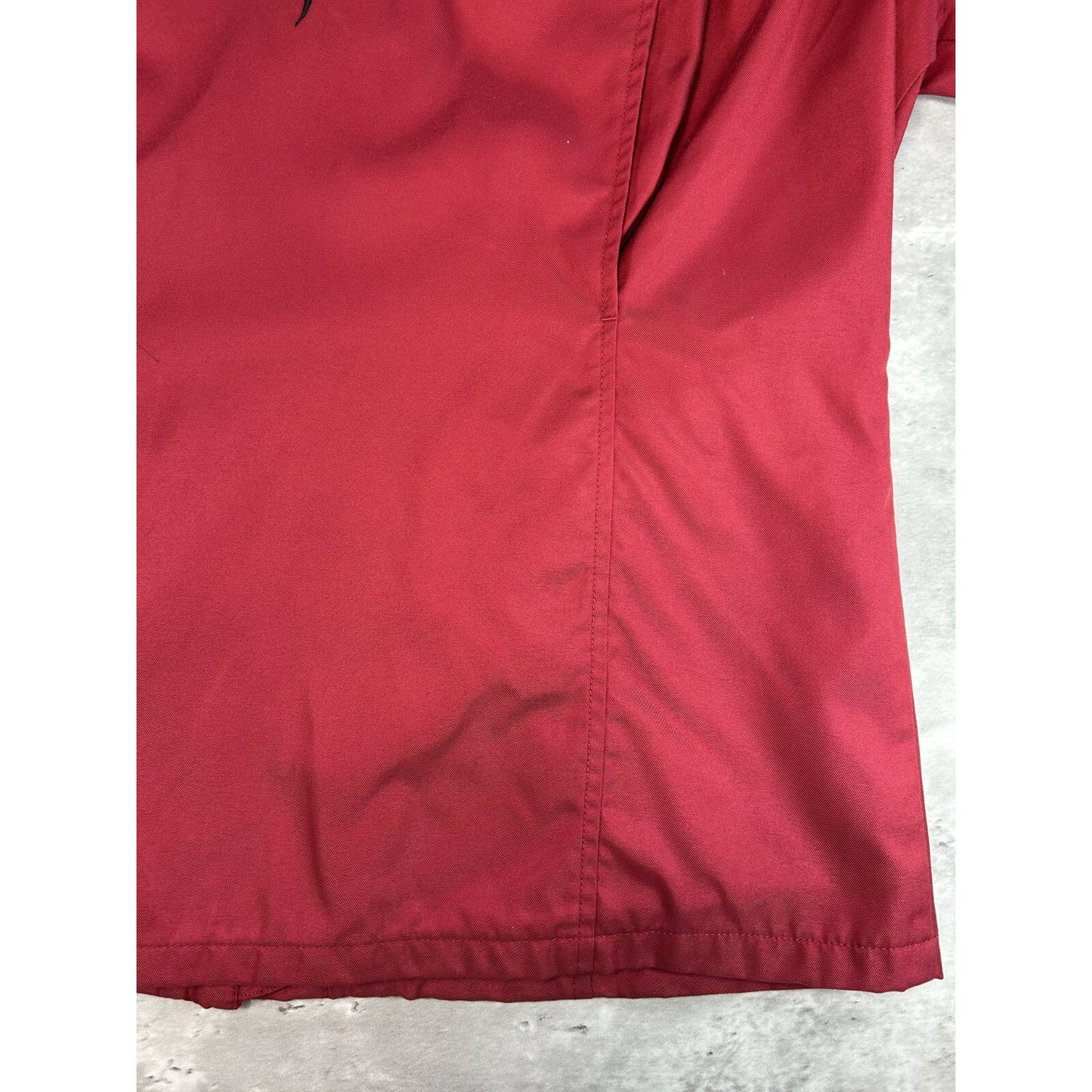Vintage Y2K Harley Davidson Embroidered Eagle Nylon Jacket Size Medium Red