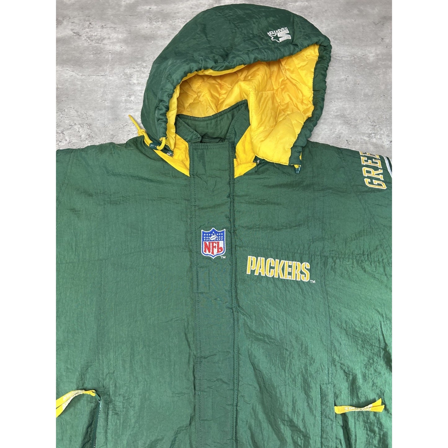 Vintage 90s Green Bay Packers NFL Embroidered Insulated Jacket Size Medium