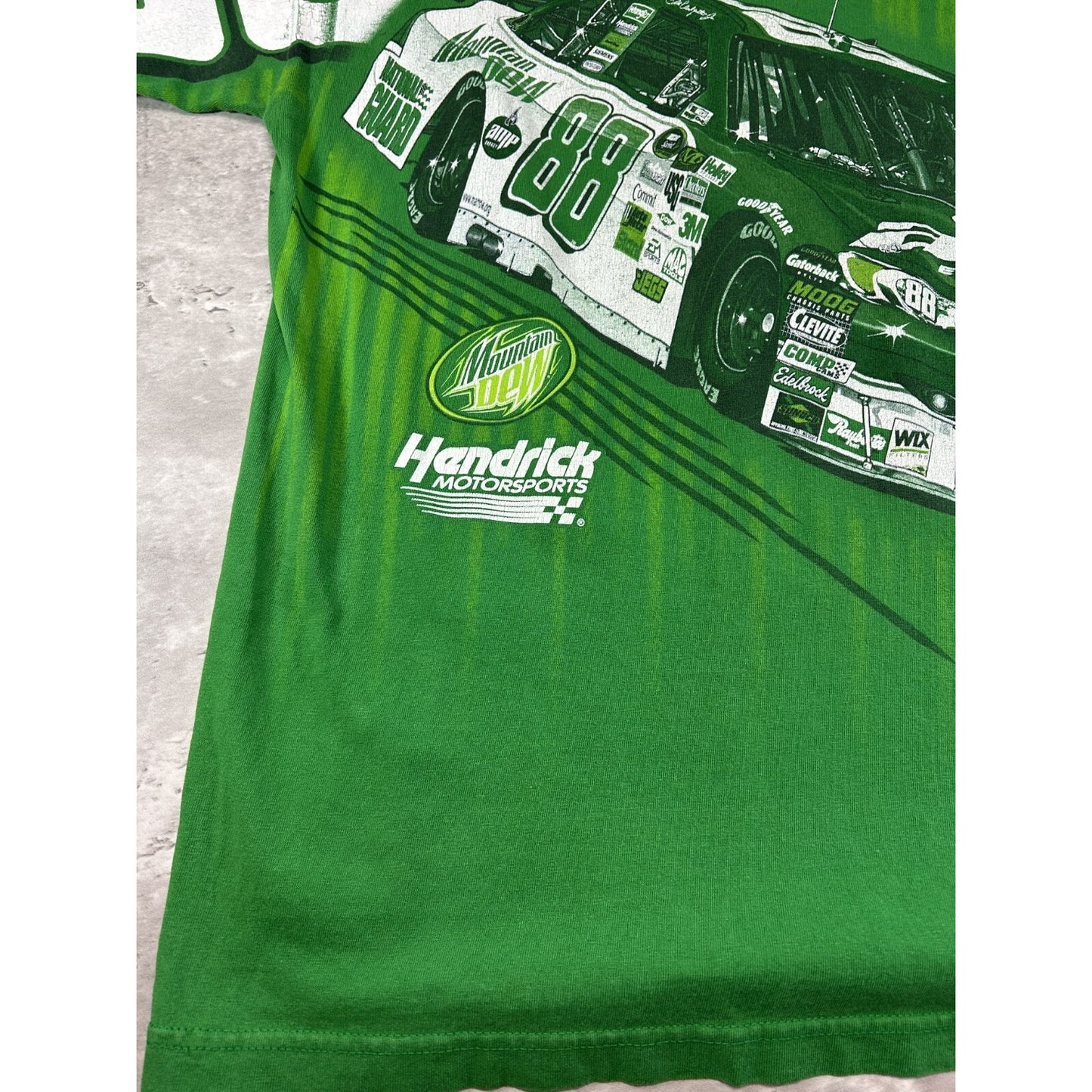Dale Earnhardt Jr #88 Nascar AMP Energy Big Graphic T-Shirt Size Large Green