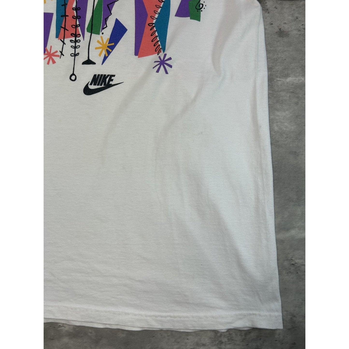 Vintage 80s/90s Nike Abstract Graphic Logo T-Shirt Size Medium White
