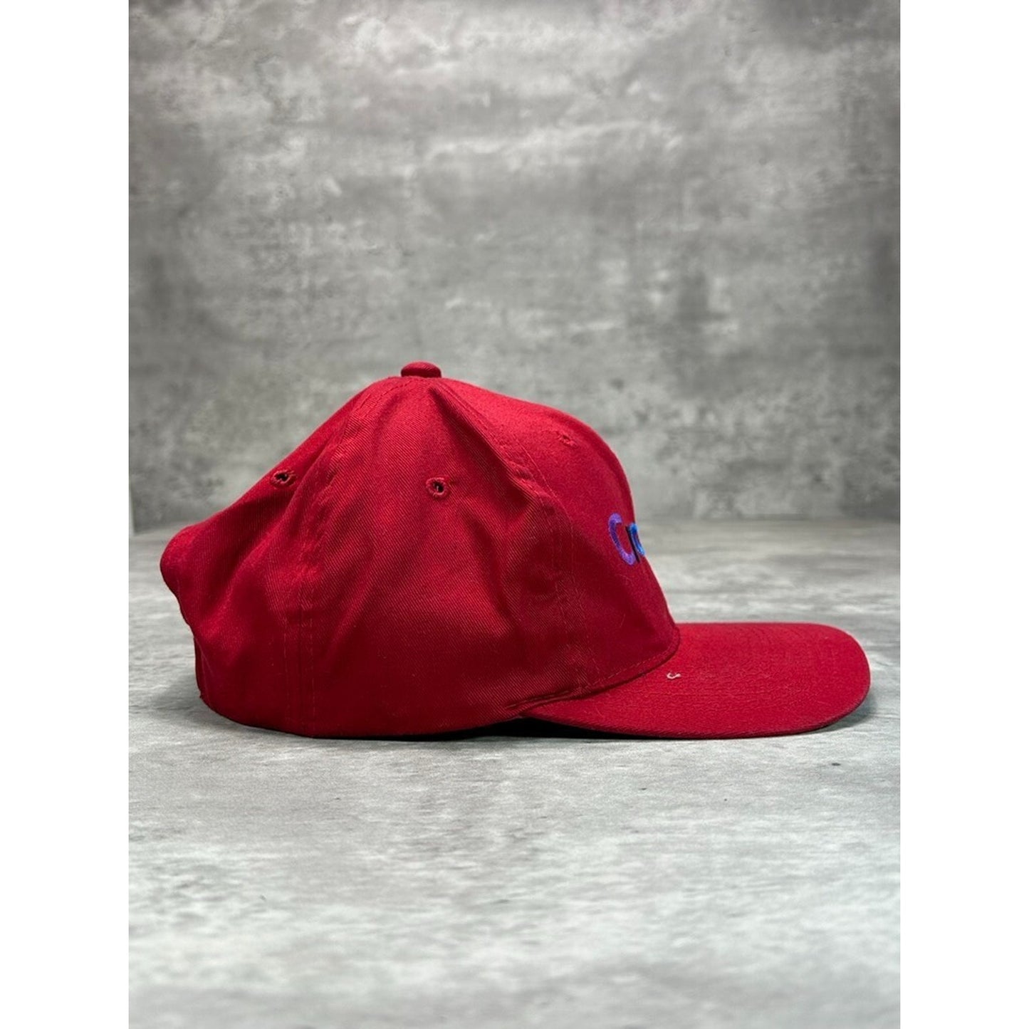 Vintage 90s Crayola Embroidered Spellout Snapback Hat OSFA Red