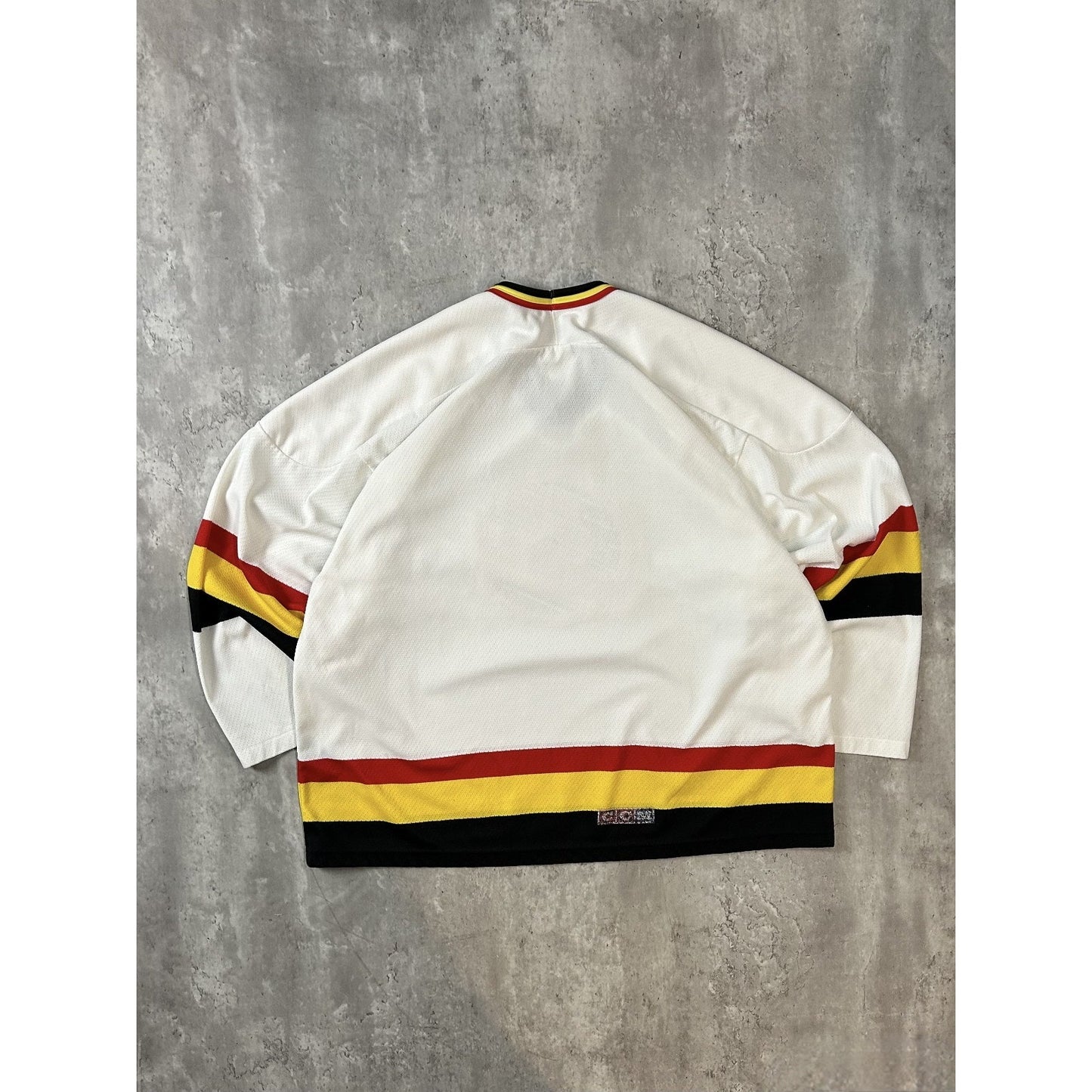Vintage 90s Vancouver Canucks NHL Stitched CCM Hockey Jersey Size XL