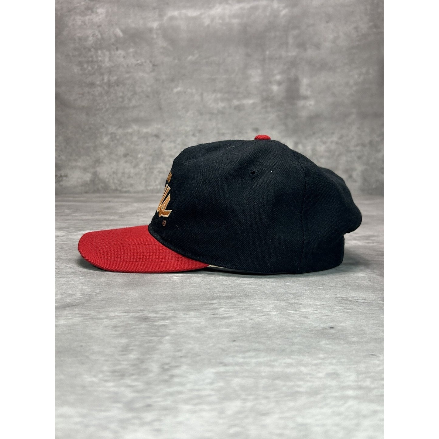 Vintage 90s Chicago Bulls NBA Sports Specialties Script Snapback Hat OSFA