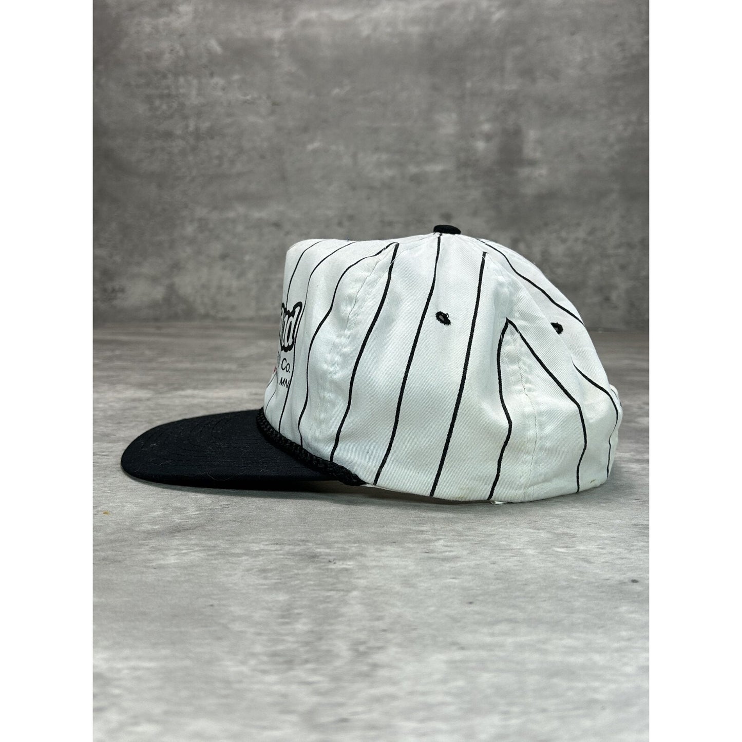 Vintage 80s/90s Heartland Food Co Graphic Spellout Pinstripe Snapback Hat OSFA