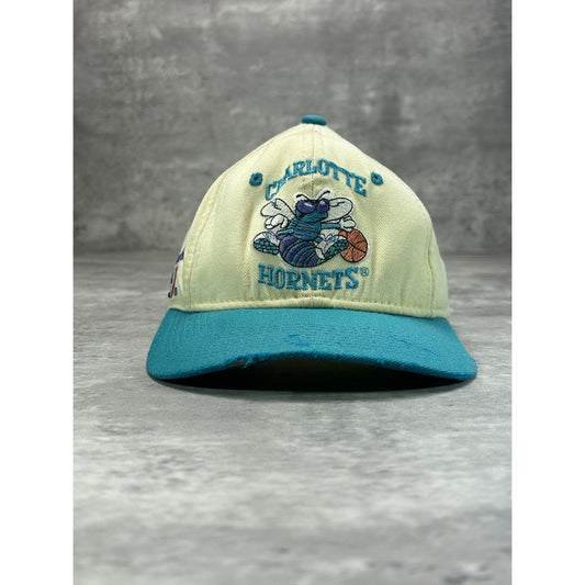 Vintage 90s Charlotte Hornets NBA Sports Specialties Back Script Fitted Hat Sz 7