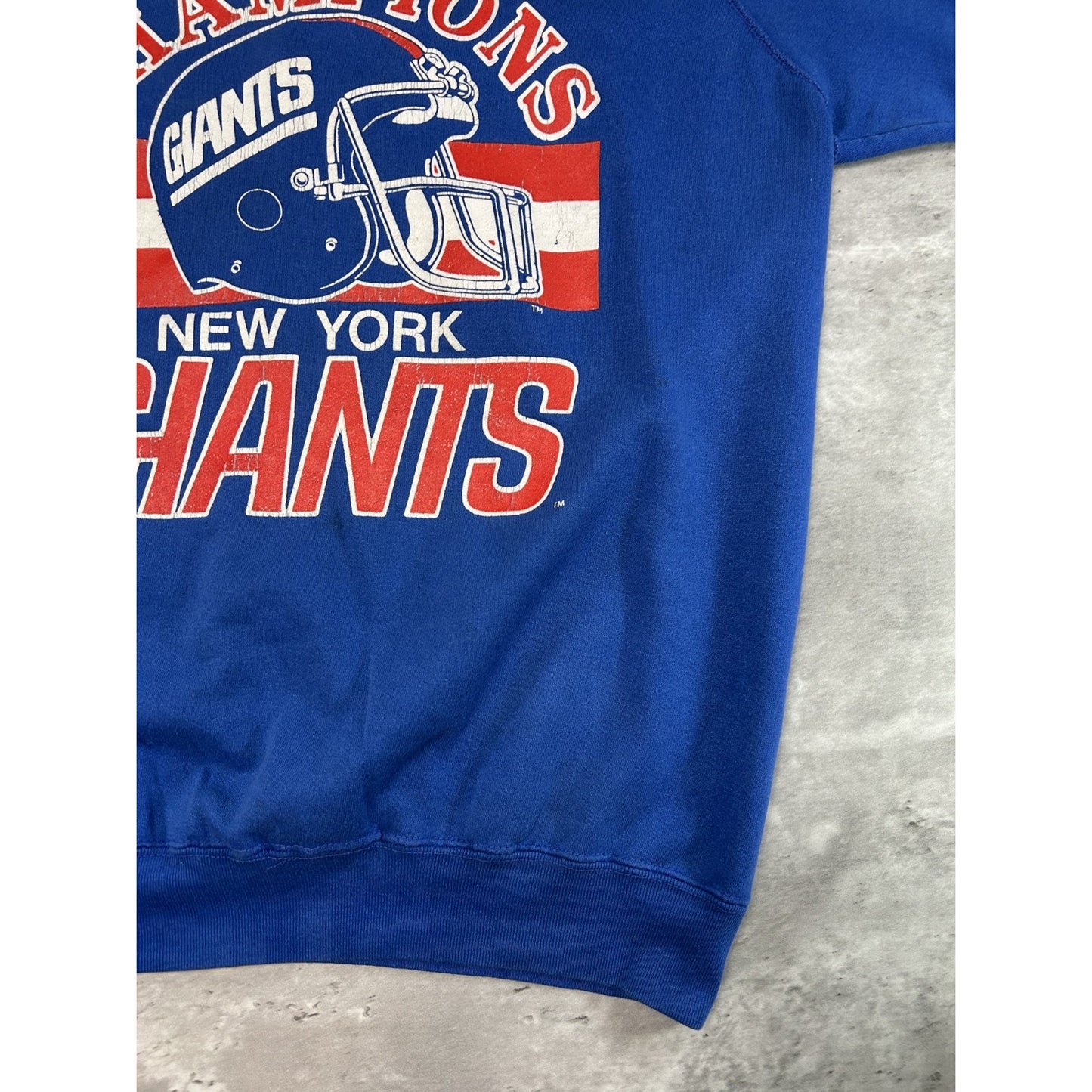 Vintage 1987 New York Giants NFL Super Bowl XXI Champs Helmet Sweatshirt Medium
