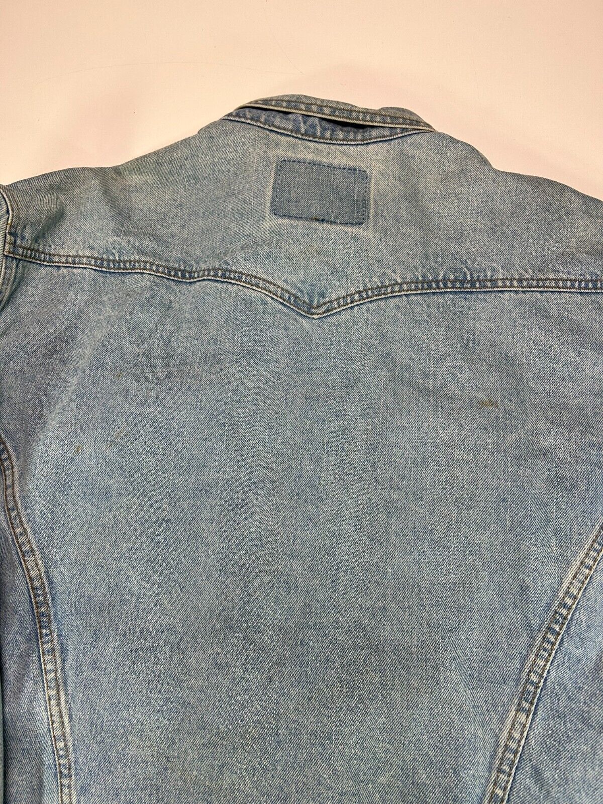 Vintage 90s Levis Red Tab Light Wash Denim Type 3 Trucker Jacket Size XL