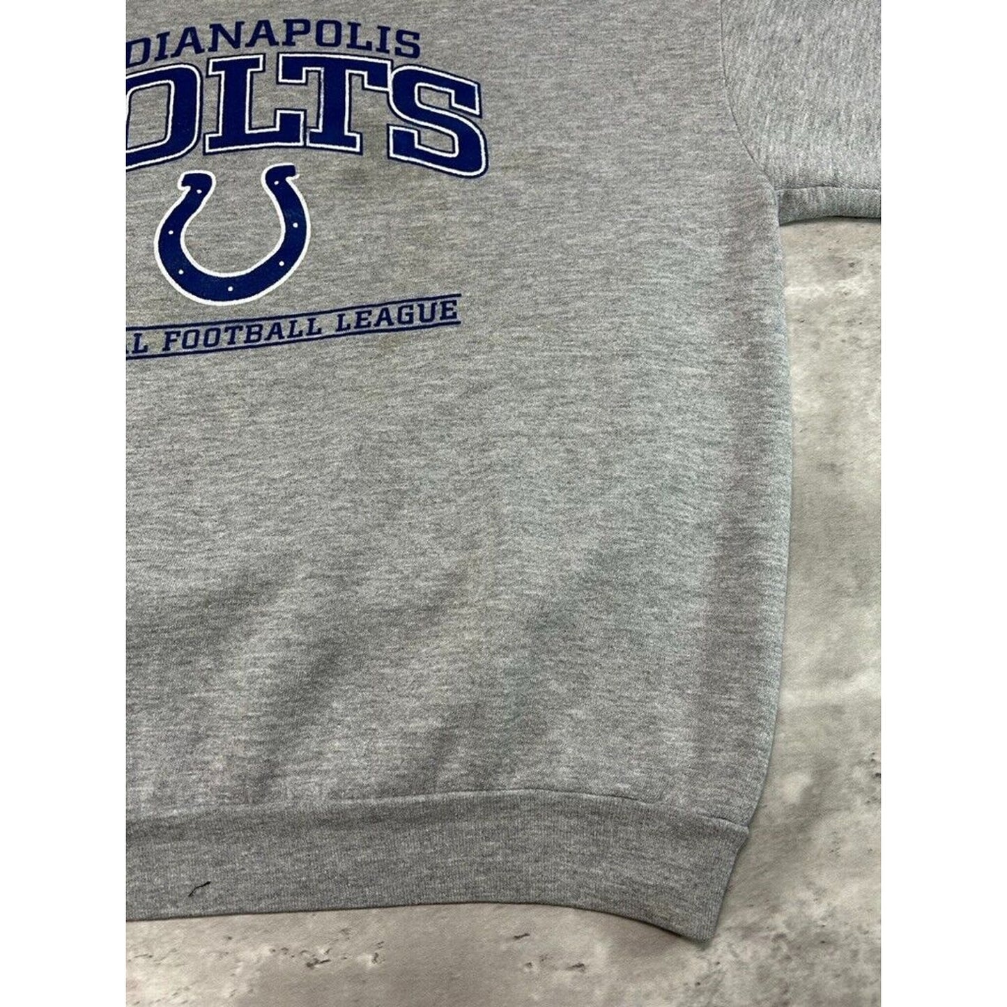 Indianapolis Colts NFL Graphic Spell Out Crewneck Sweatshirt Size Large Gray
