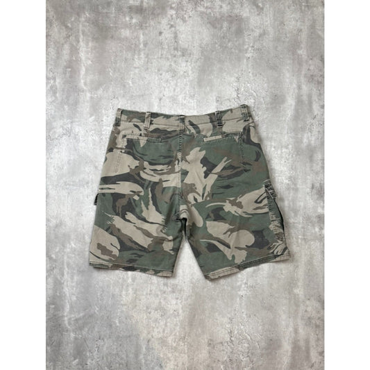 Vintage Wrangler Woodland Camo Workwear Cargo Shorts Size 38