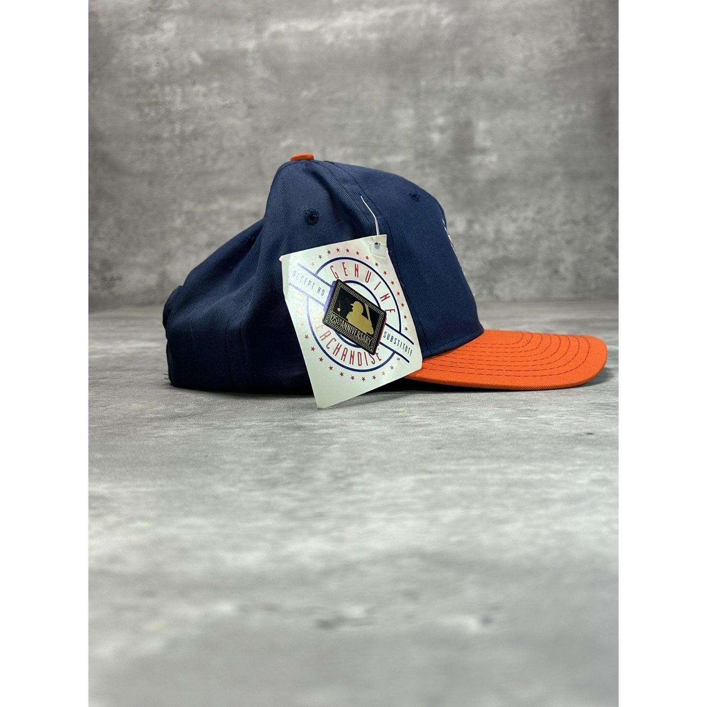 Vintage 90s Detroit Tigers MLB Embroidered Logo Baseball Snapback Hat OSFA