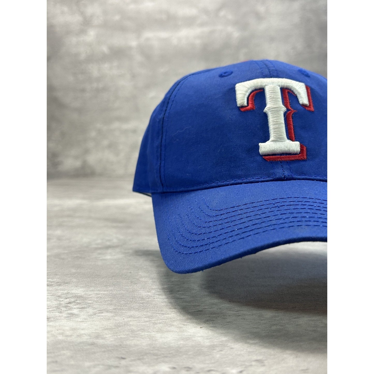 Vintage 90s Texas Rangers MLB Embroidered Logo Baseball Snapback Hat OSFA S/M