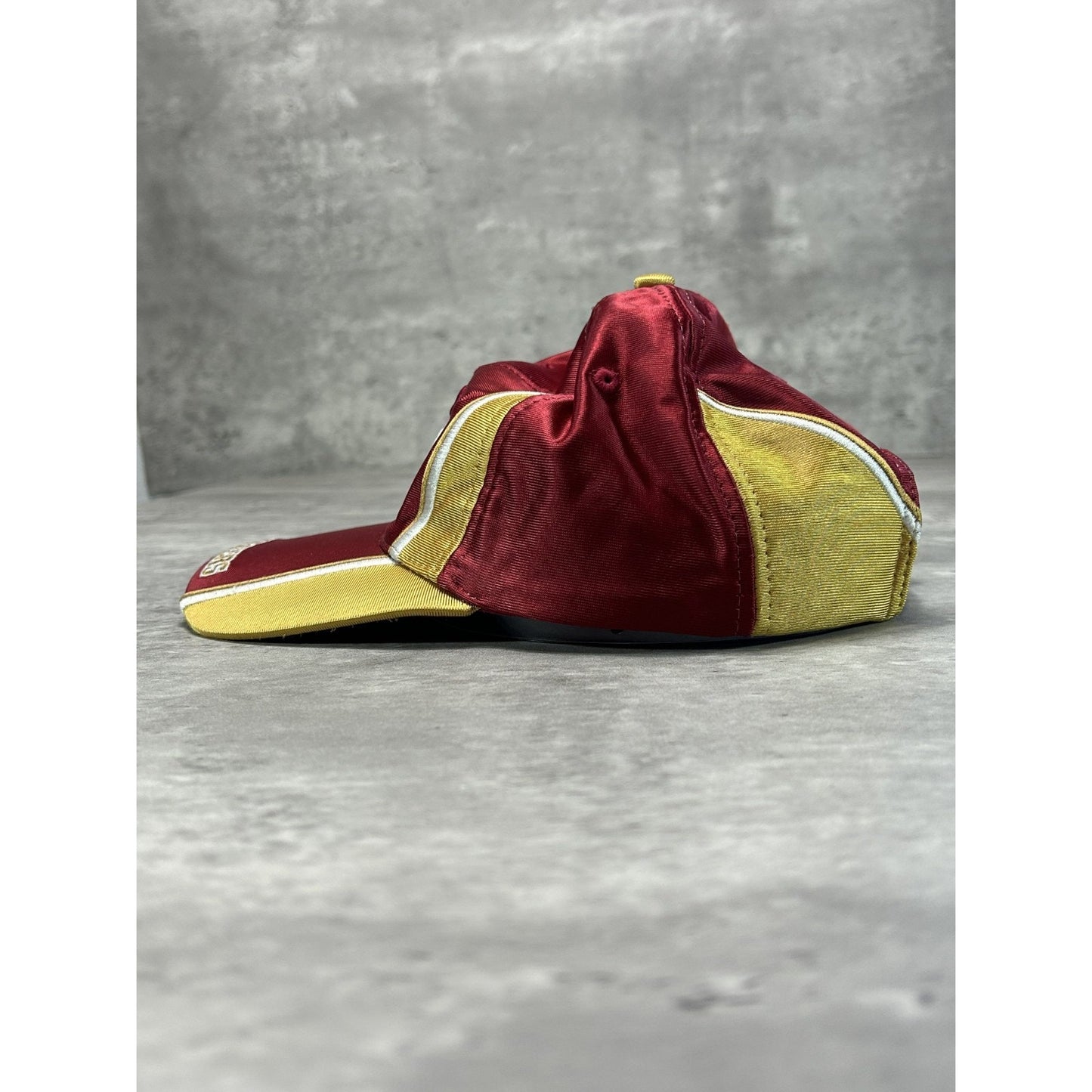 Vintage Cleveland Cavaliers NBA Embroidered Logo Basketball Strapback Hat OSFA