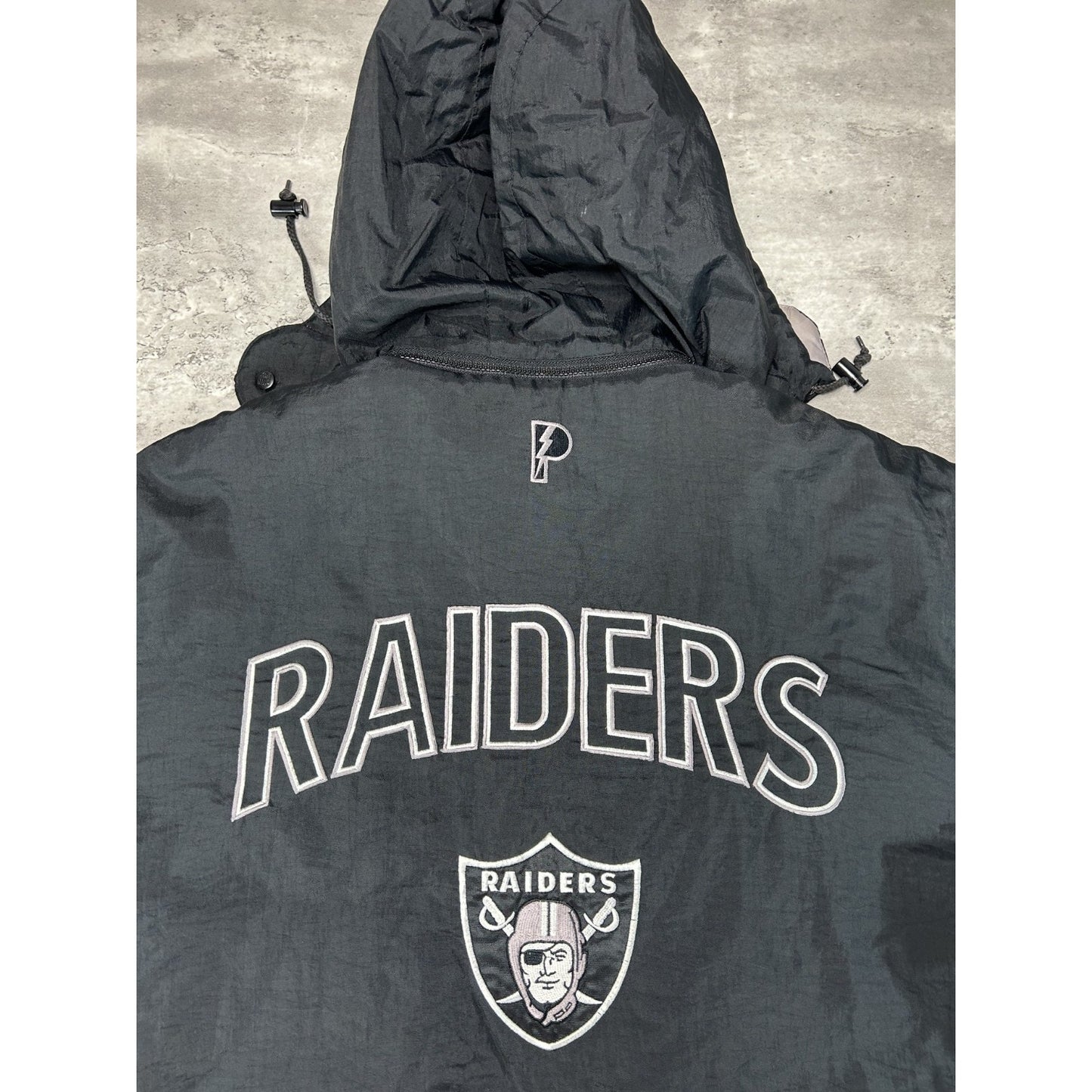 Vintage 90s Oakland Raiders NFL Insulated Hooded Pro Player Jacket Size Large