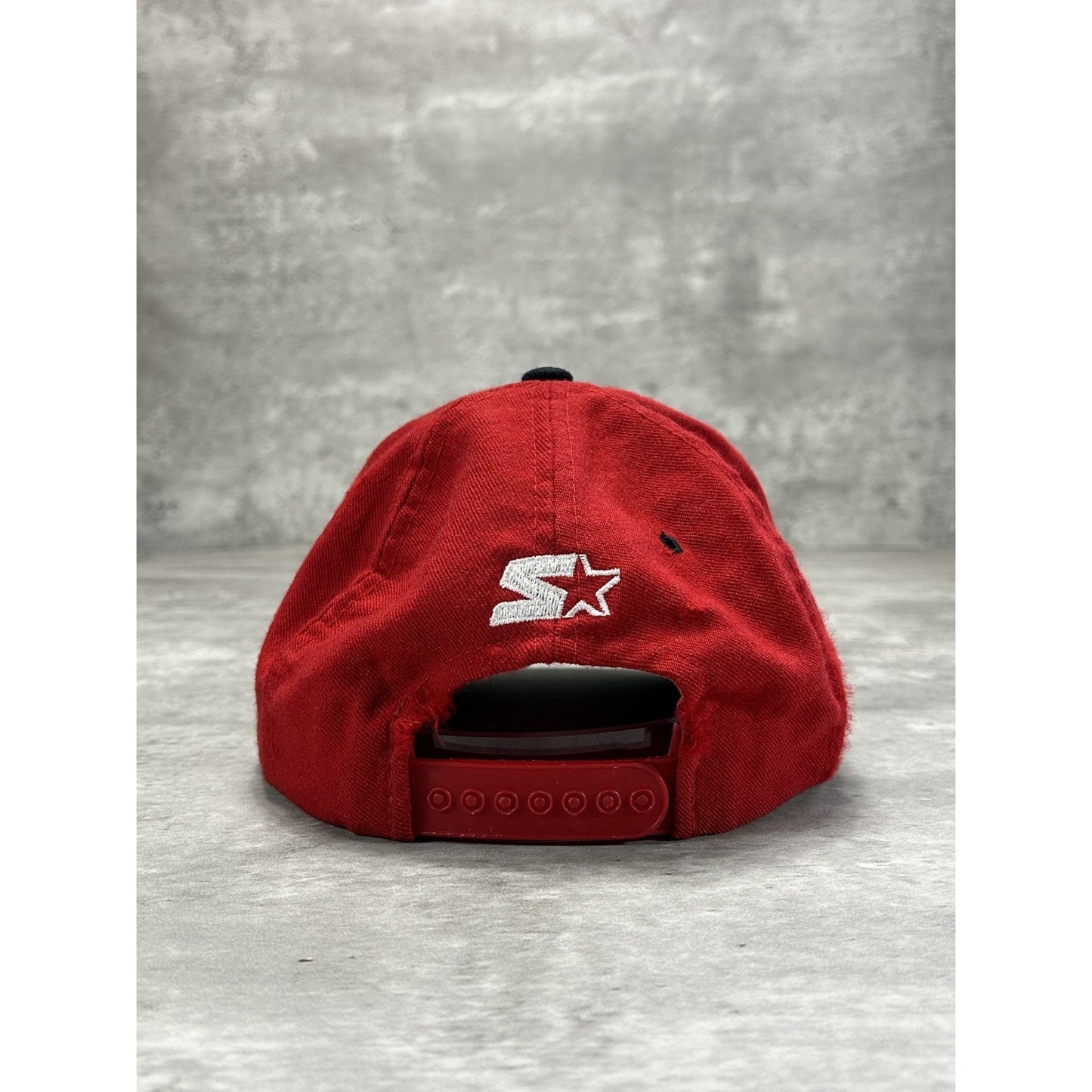 Vintage 90s Chicago Blackhawks NHL Embroidered Logo Starter Snapback Hat OSFA