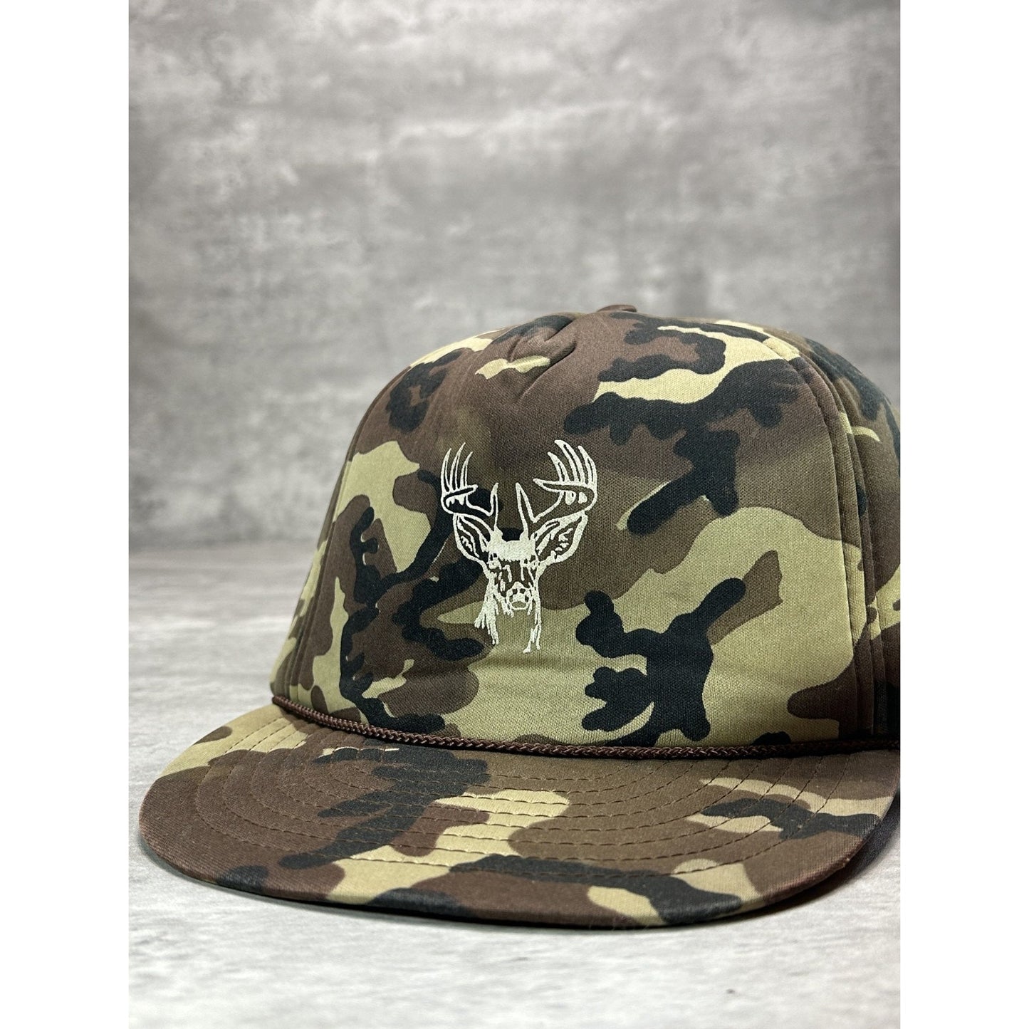Vintage 1980s/90s Deer Graphic Hunting Camo Snapback Hat OSFA