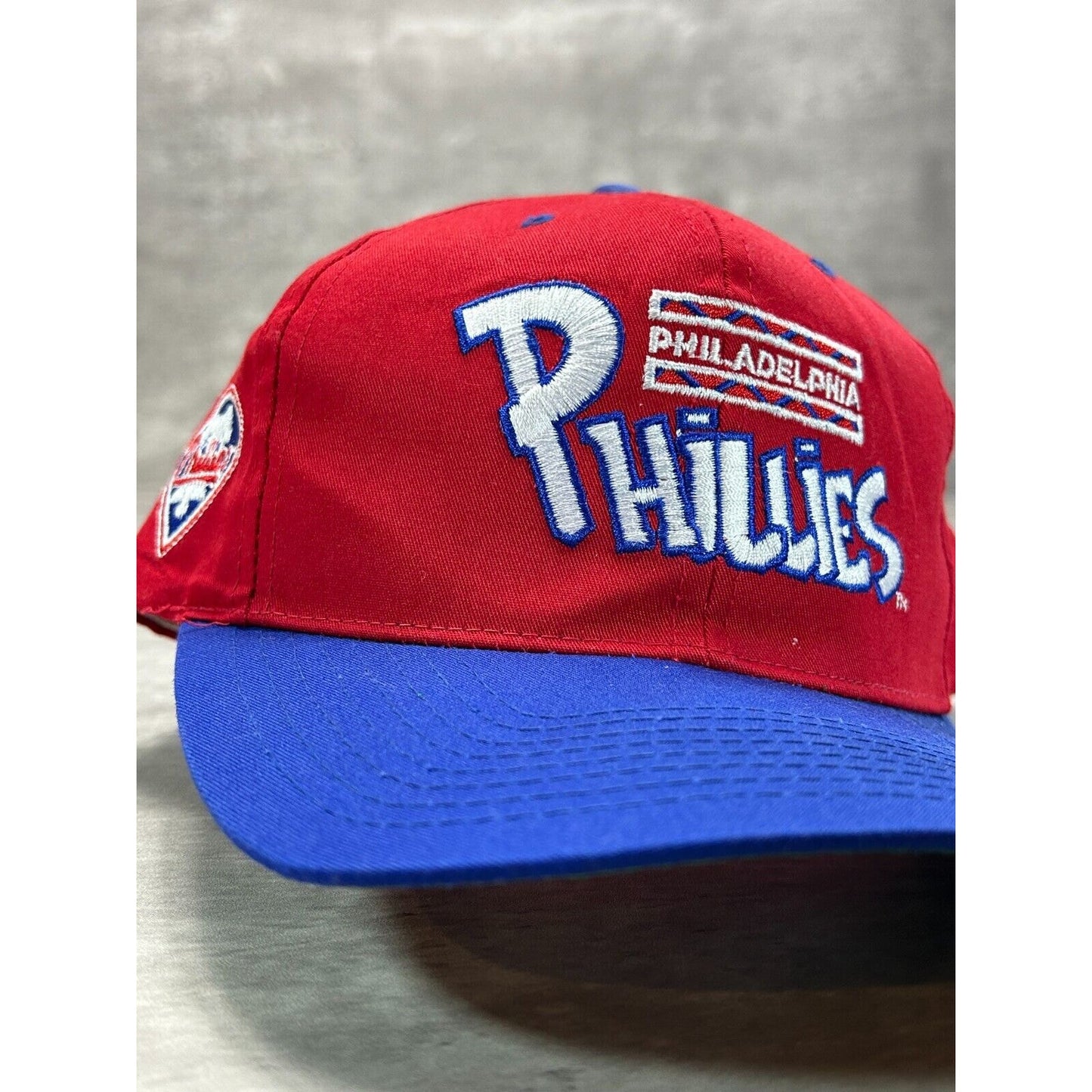 Vintage 90s Philadelphia Phillies MLB Embroidered Spell Out Snapback Hat OSFA