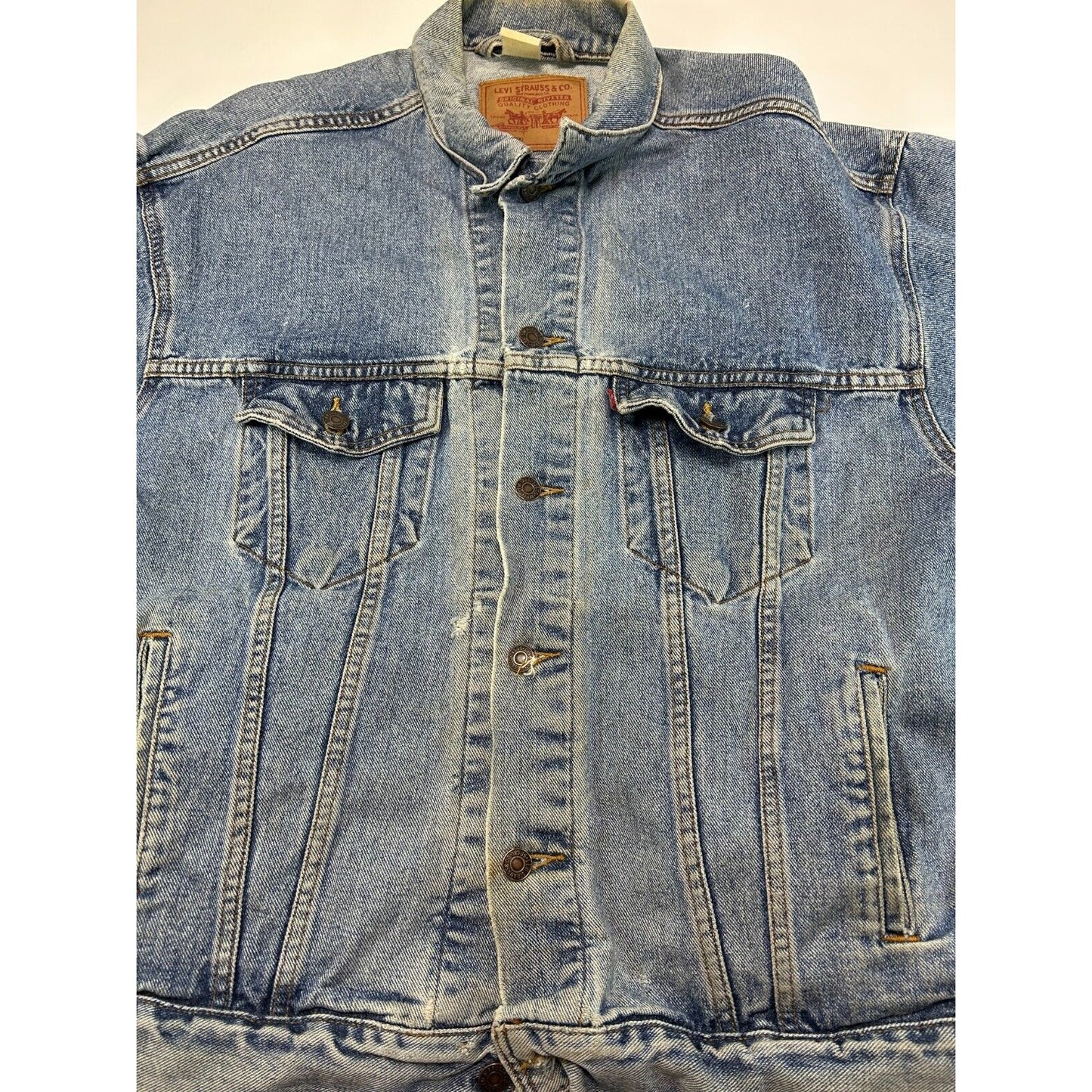 Vintage 90s Levis Red Tab Medium Wash Denim Type 3 Trucker Jacket Size Large