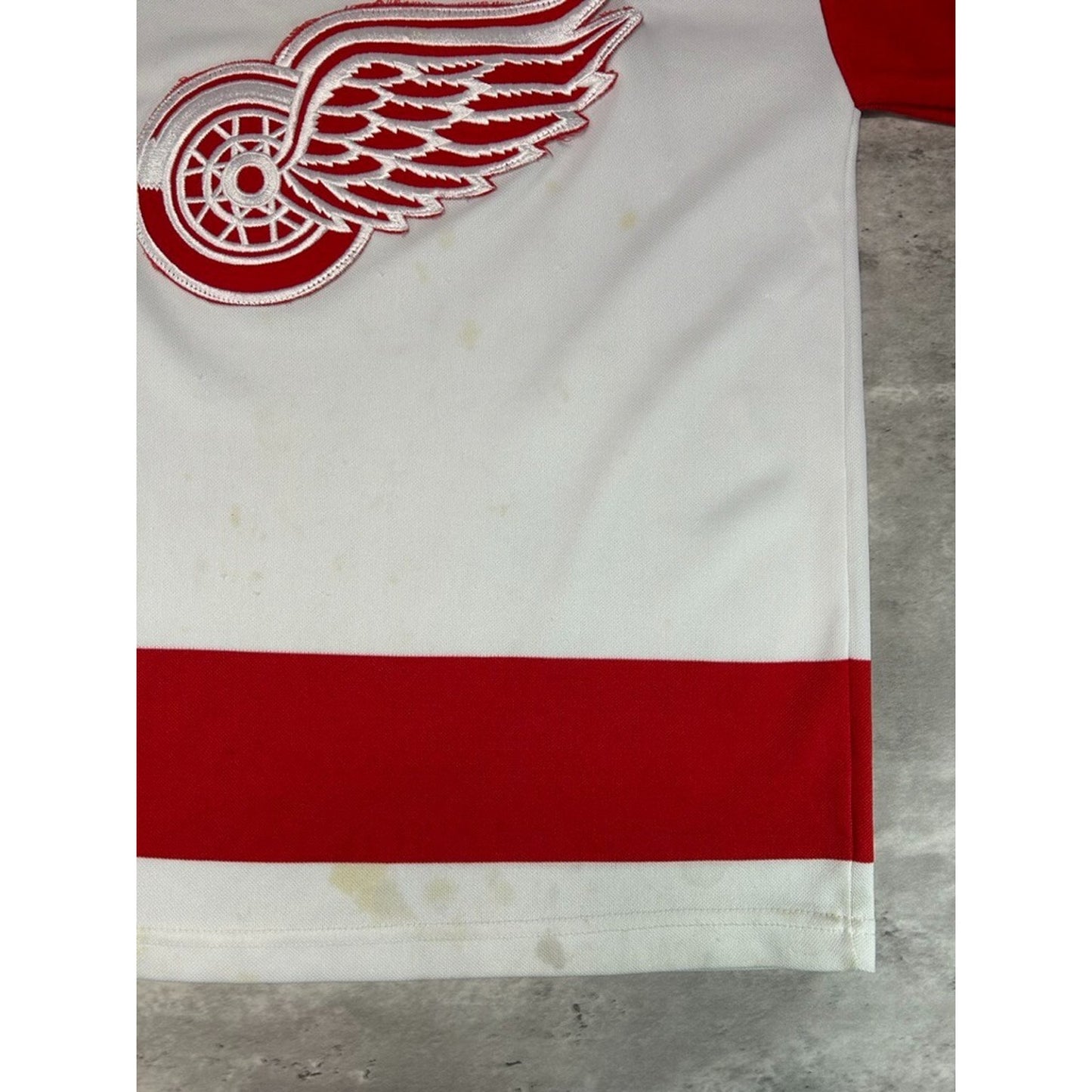 Vintage 90s Detroit Red Wings NHL CCM Maska Hockey Jersey Size Medium White