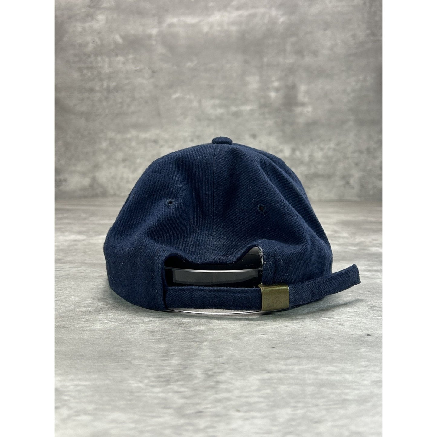 Vintage Michigan Wolverines Hockey NCAA Embroidered Spellout Snapback Hat OSFA