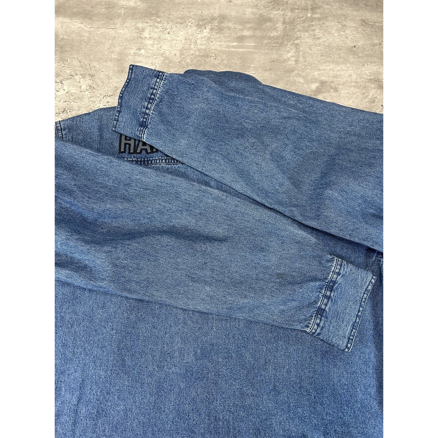 Vintage Y2K Harley Davidson Graphic Logo Denim Button Up Shirt Size Large Blue