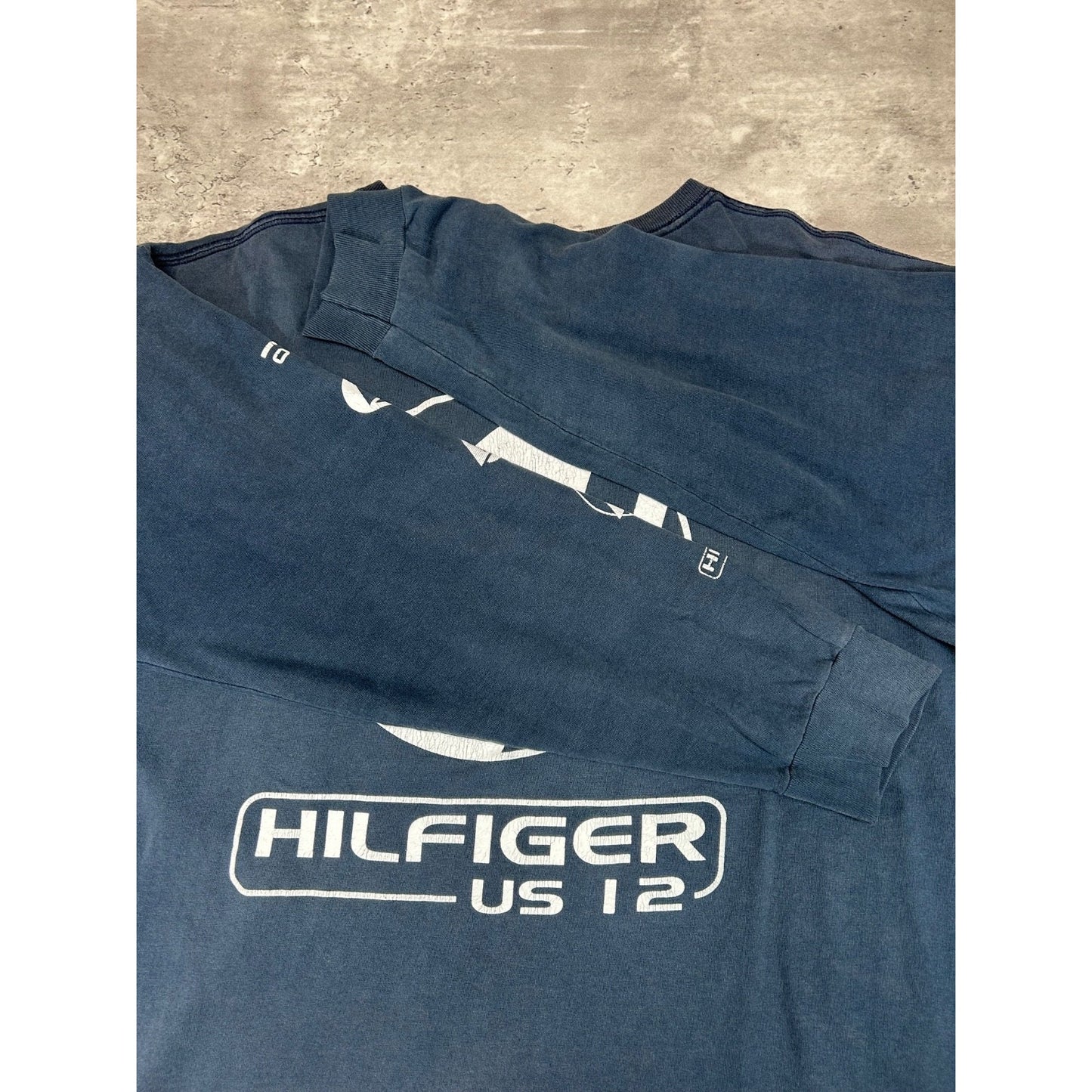 Vintage 90s Tommy Hilfiger US12 Sailing Graphic Long Sleeve T-Shirt Size Large