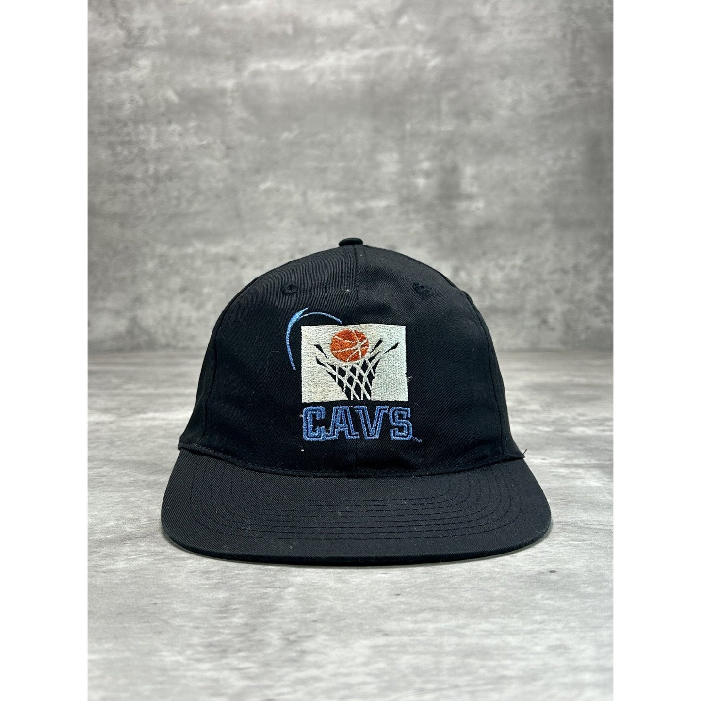 VTG 90s Cleveland Cavaliers NBA Embroidered Logo Basketball Snapback Hat OSFA
