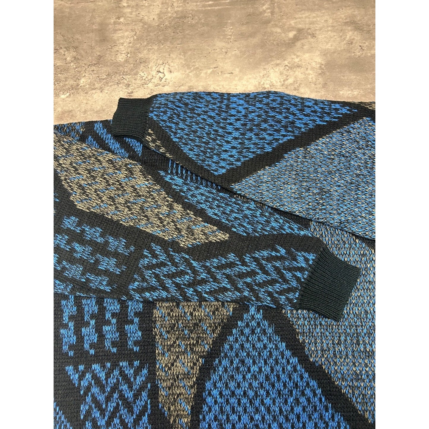 Vintage 80s/90s Abstract Print Pullover Ribbed Knit Sweater Size XL
