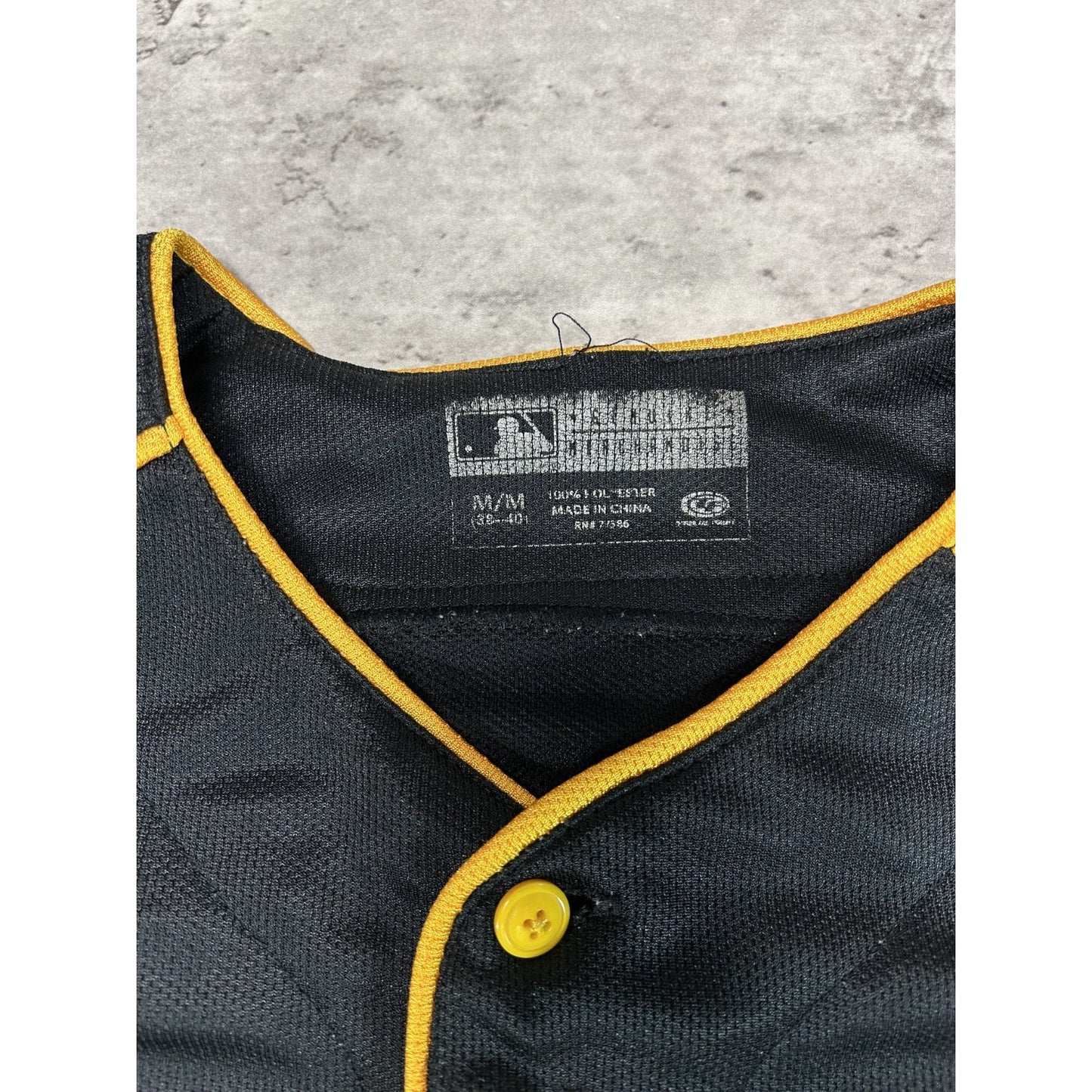 Vintage Pittsburgh Pirates MLB Stitched Tailsweep Spellout Jersey Size Medium