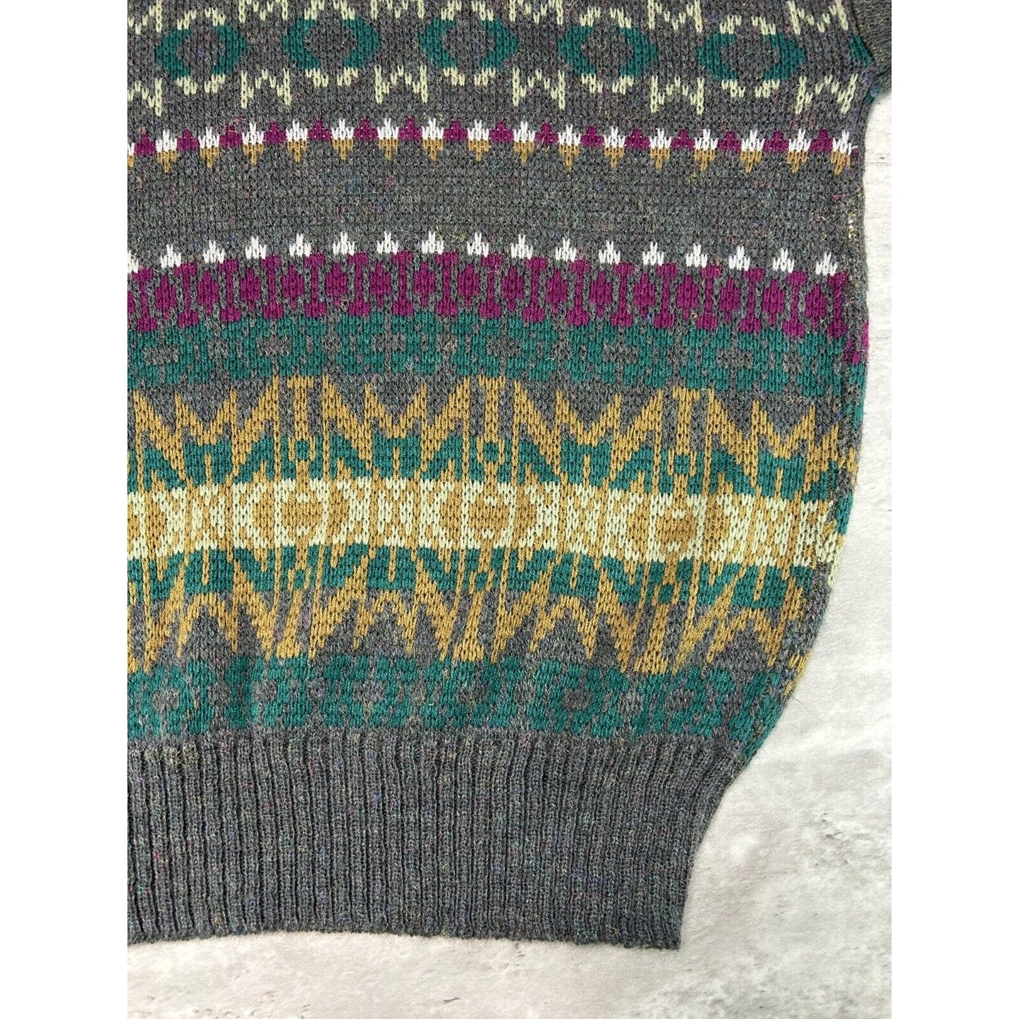 Vintage 80s/90s Sears Abstract Striped Ribbed Pull Over Knit Sweater Size XL