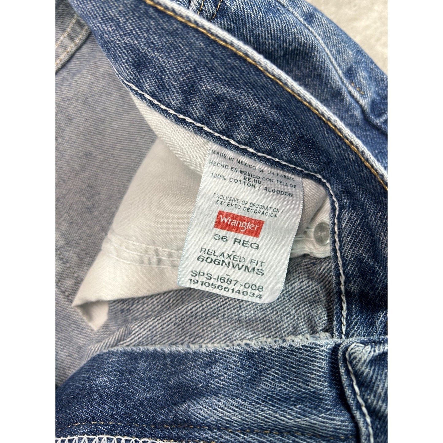 Vintage Wrangler Authentics Dark Wash Denim Shorts Size 37 Blue