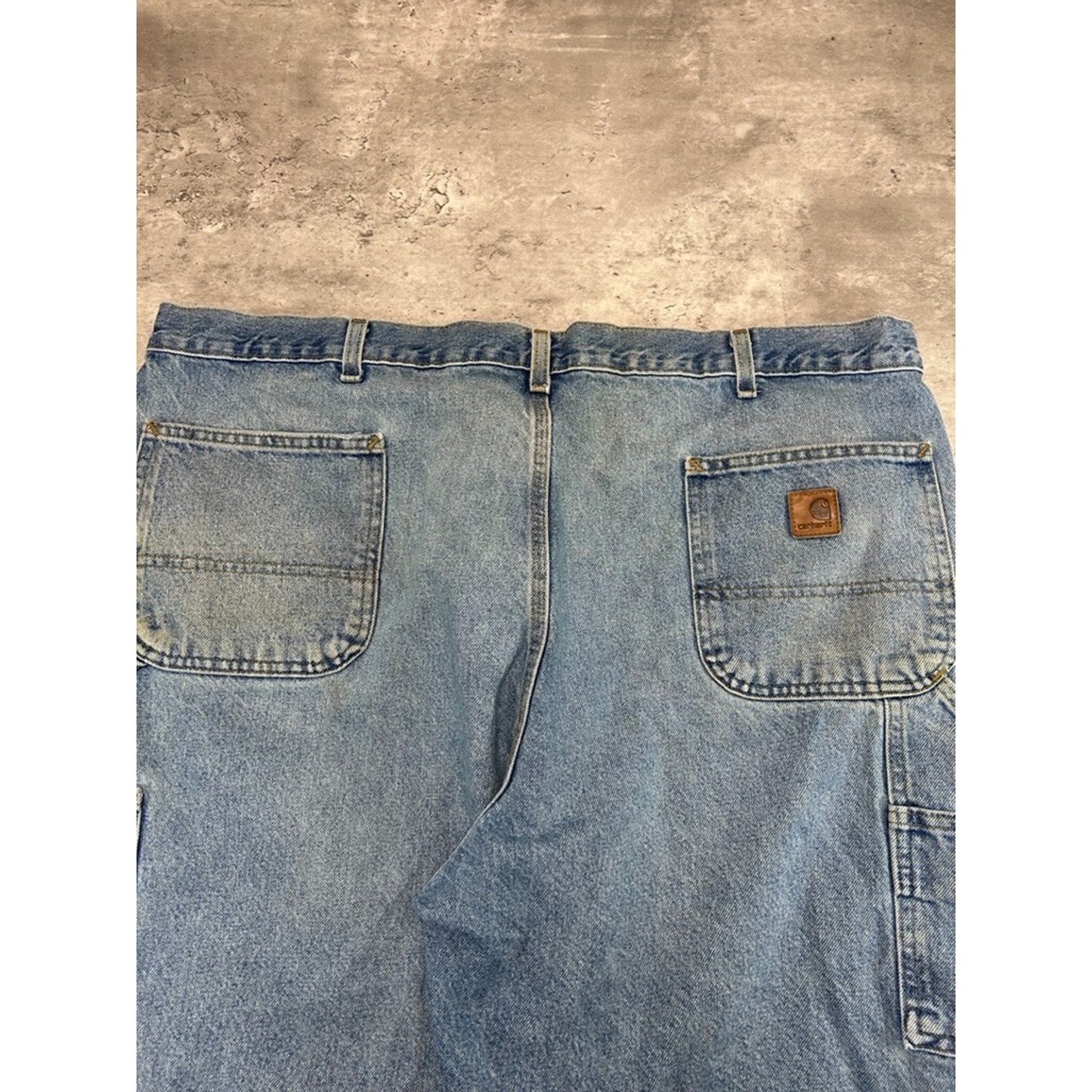 Vintage Carhartt Light Wash Denim Workwear Carpenter Shorts Size 44 Blue