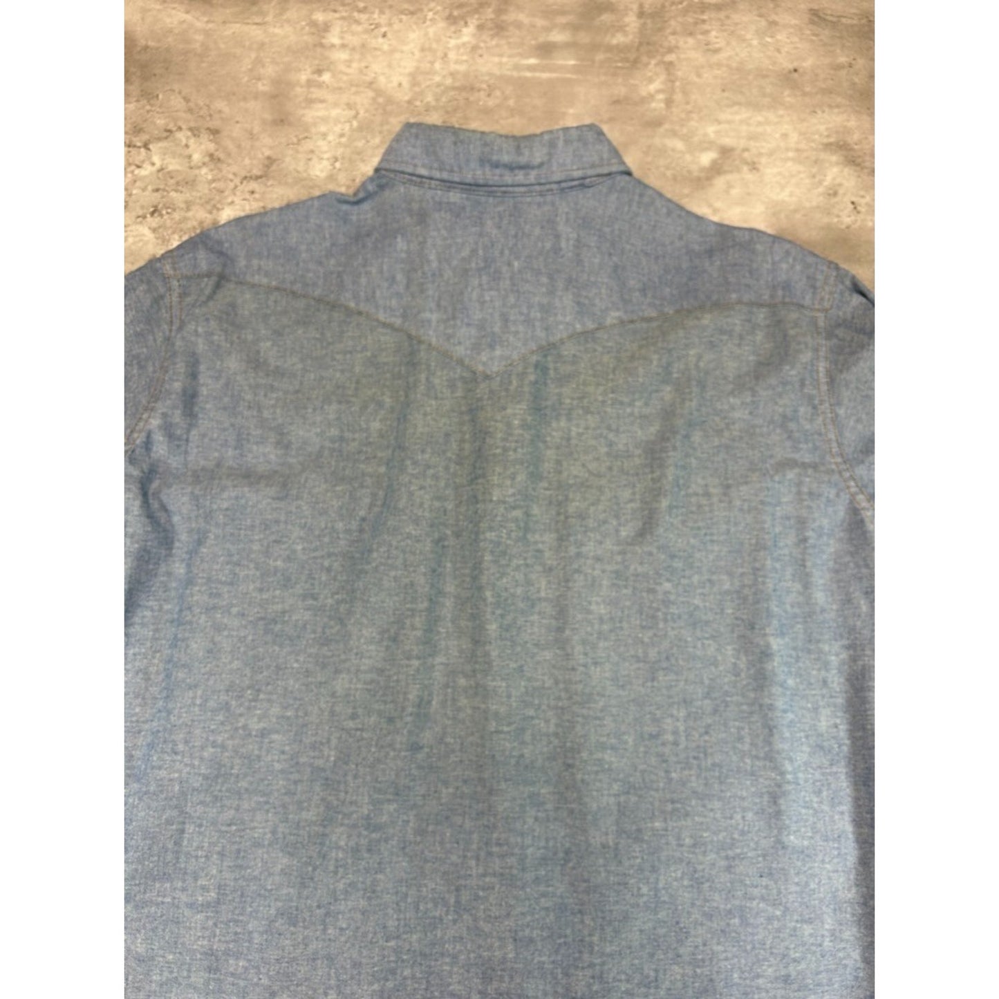 Vintage 1970s Wrangler Pearl Snap Denim Chambray Button Up Shirt Size XL