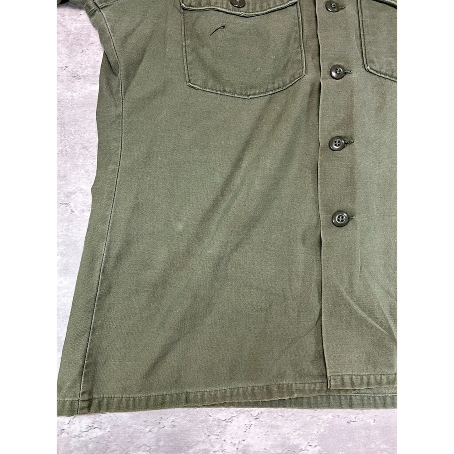 Vintage 1960s/1970s US Army OG 107 Military Long Sleeve Button Up Shirt Sz XL