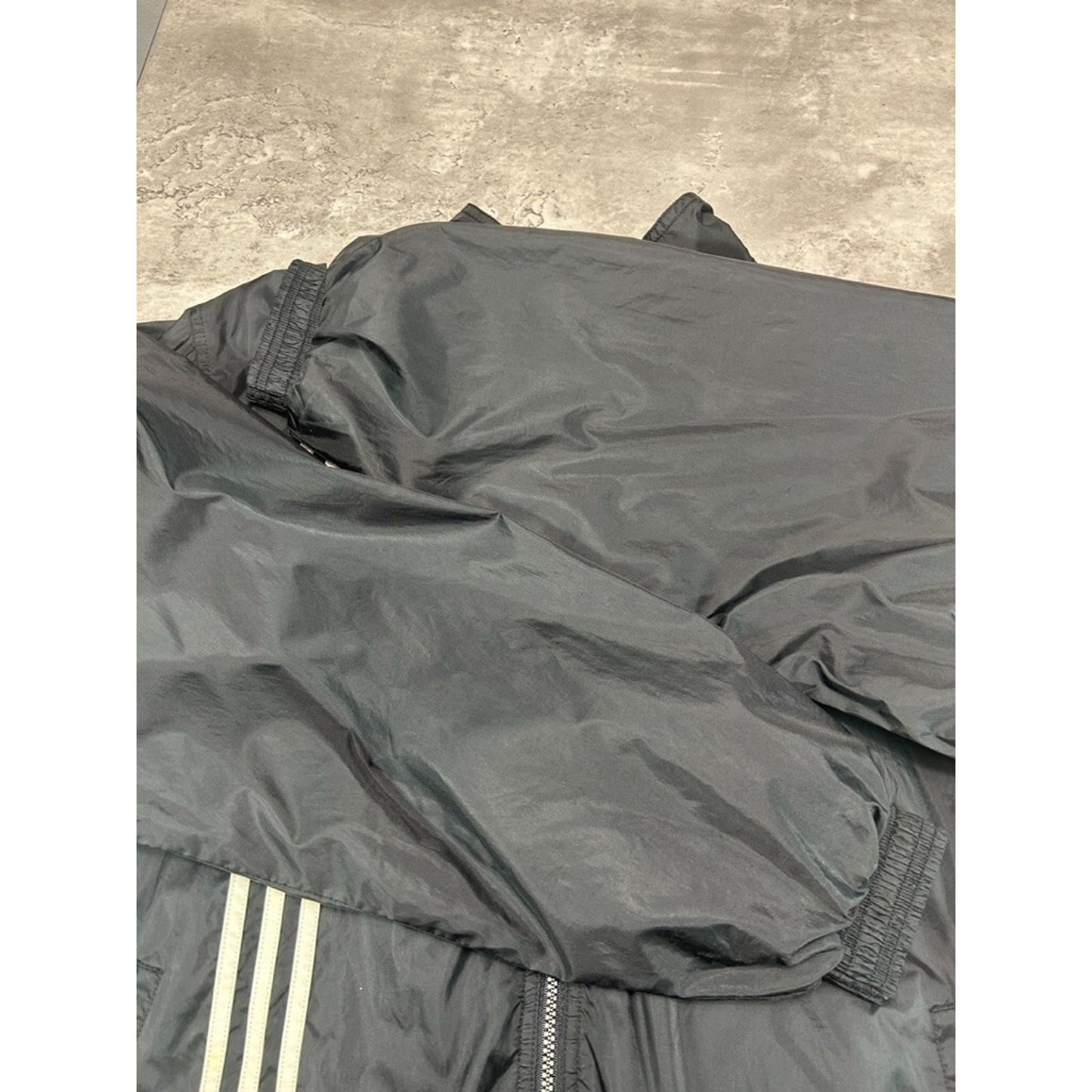 Vintage 90s Adidas Embroidered Logo Nylon Windbreaker Jacket Size Medium Black