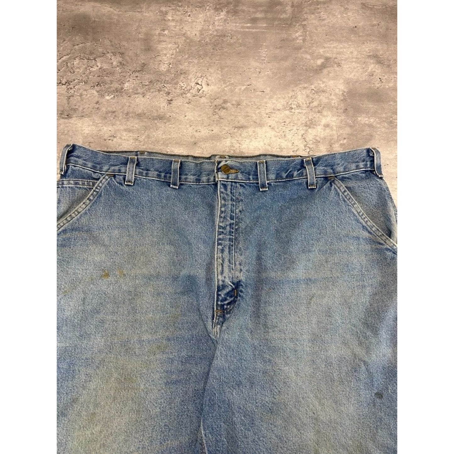 Vintage Carhartt Light Wash Denim Workwear Carpenter Shorts Size 44 Blue