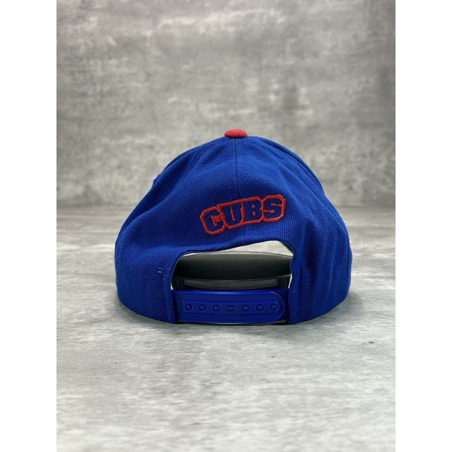 Vintage 90s Chicago Cubs MLB Embroidered Logo Baseball Snapback Hat OSFA Blue