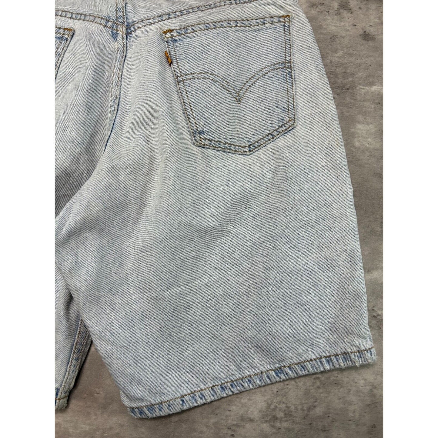 Vintage Levis 550 Orange Tab Relaxed Fit Light Wash Denim Shorts Size 31 Blue
