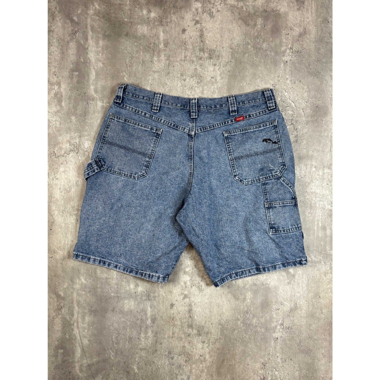 Vintage Wrangler Workwear Medium Wash Denim Carpenter Shorts Size 38 Blue