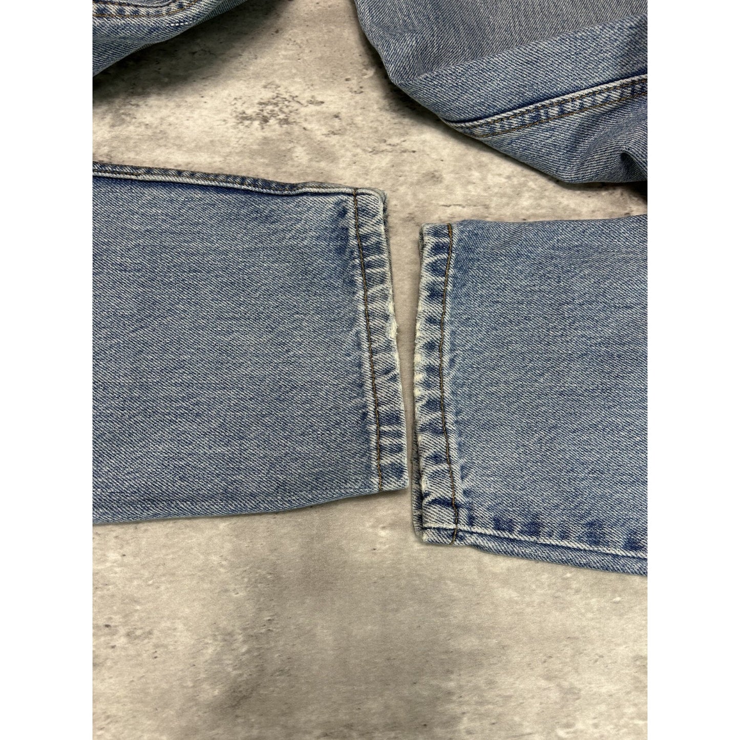 Vintage 90s Levis 560 Red Tab Light Wash Denim Pants Size 31 Blue