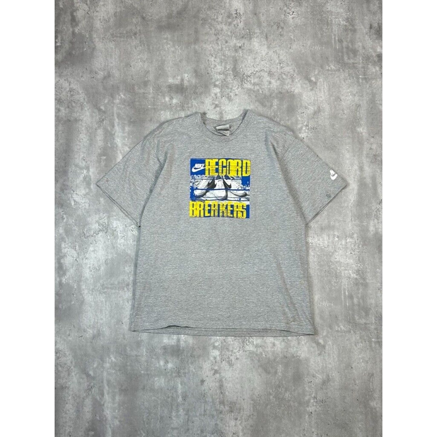 Vintage Y2K Nike Record Breakers Graphic Spell Out T-Shirt Size Medium