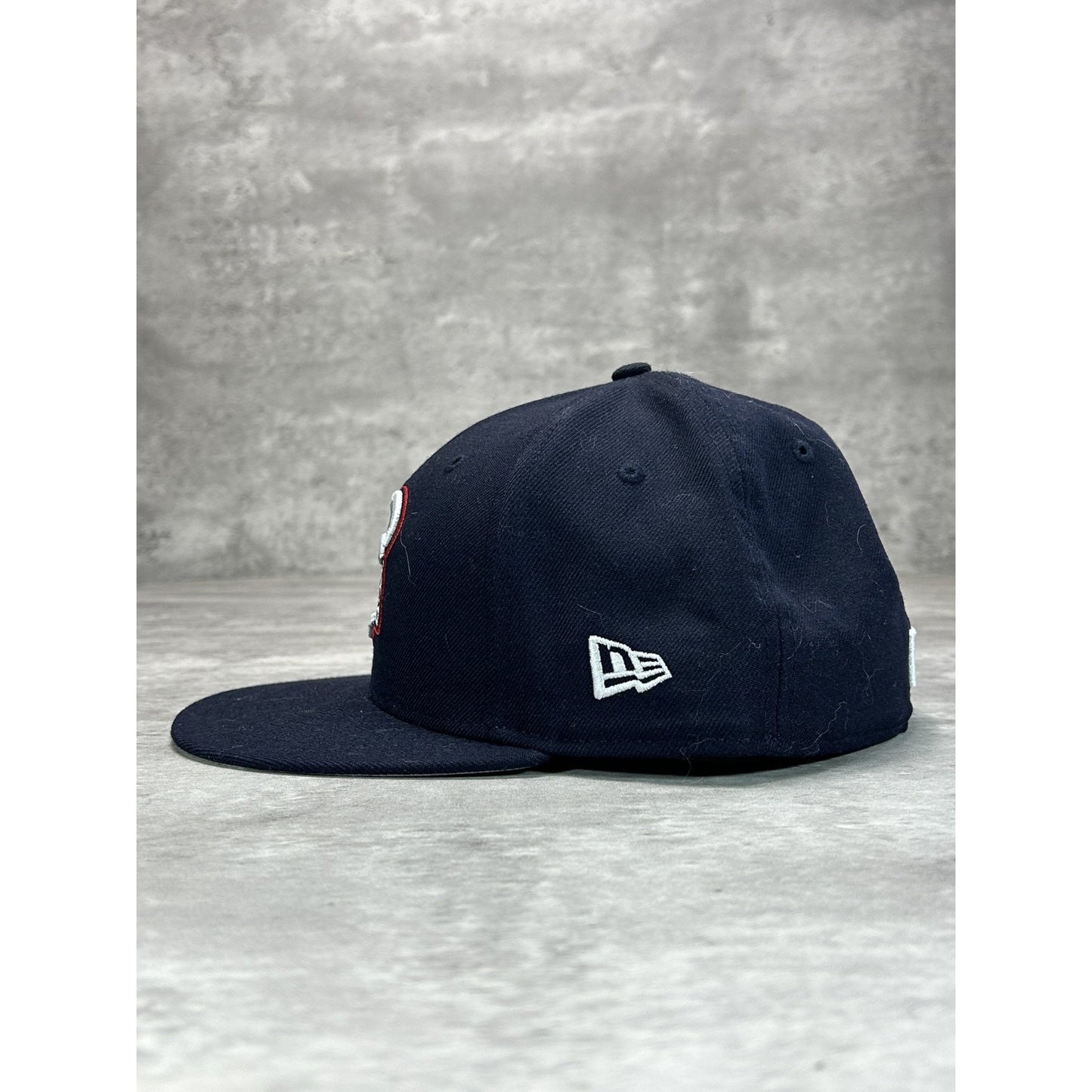 Syracuse Chiefs MiLB Embroidered Logog Baseball Fitted Hat 7 1/2