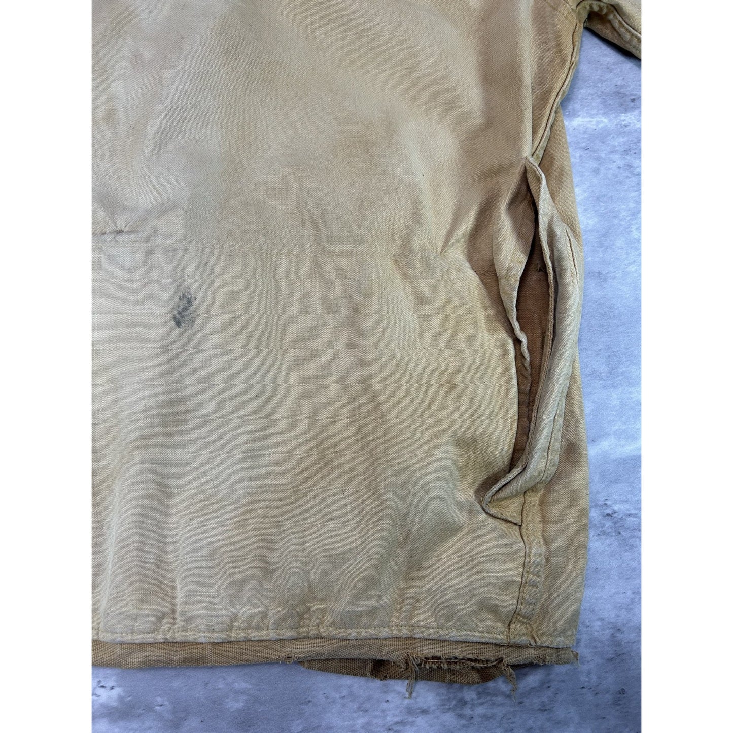 Vintage 1970s Three Pocket Canvas Collared Hunting Jacket Size Medium Beige