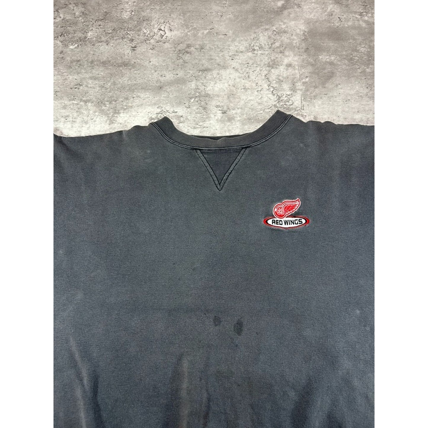 Vintage 90s Detroit Red Wings NHL Embroidered Logo Pullover Sweatshirt Size Large