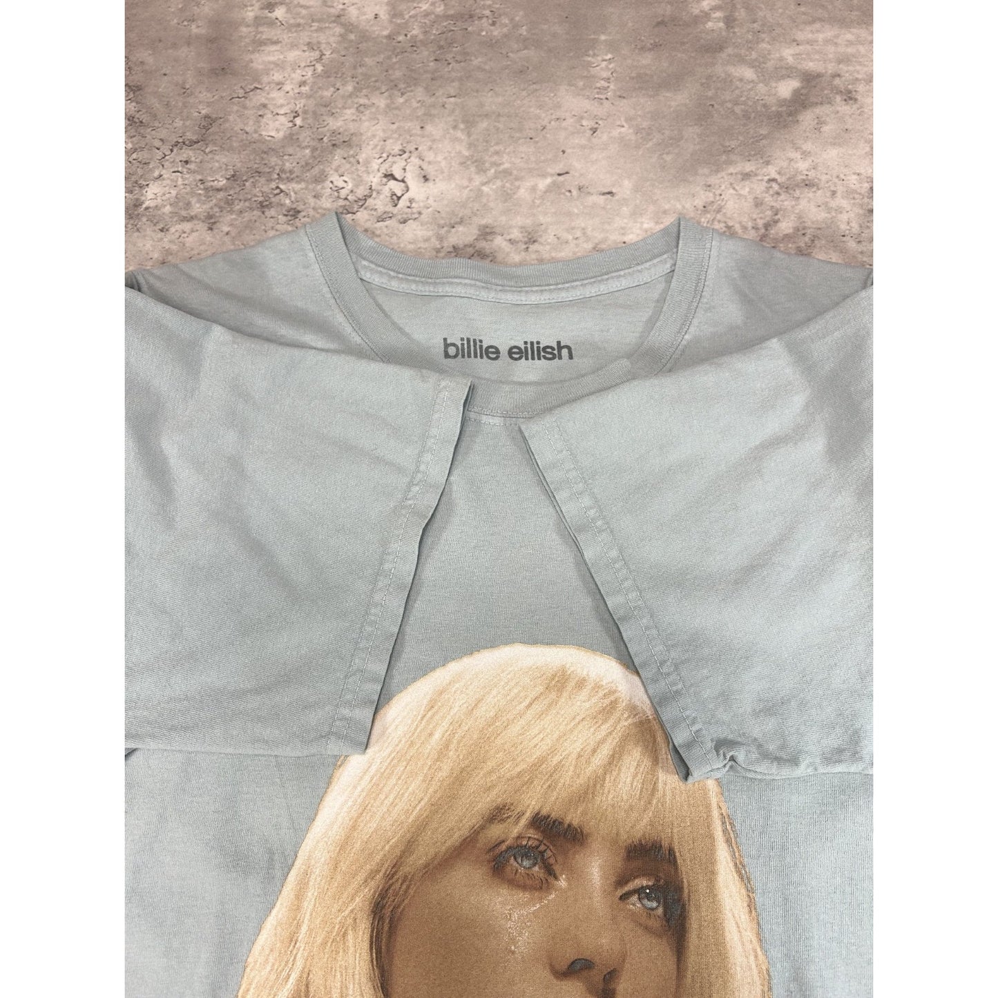 Billie Eilish Happier Than Ever Portrait Graphic Pop Music Tour T-Shirt Sz Large