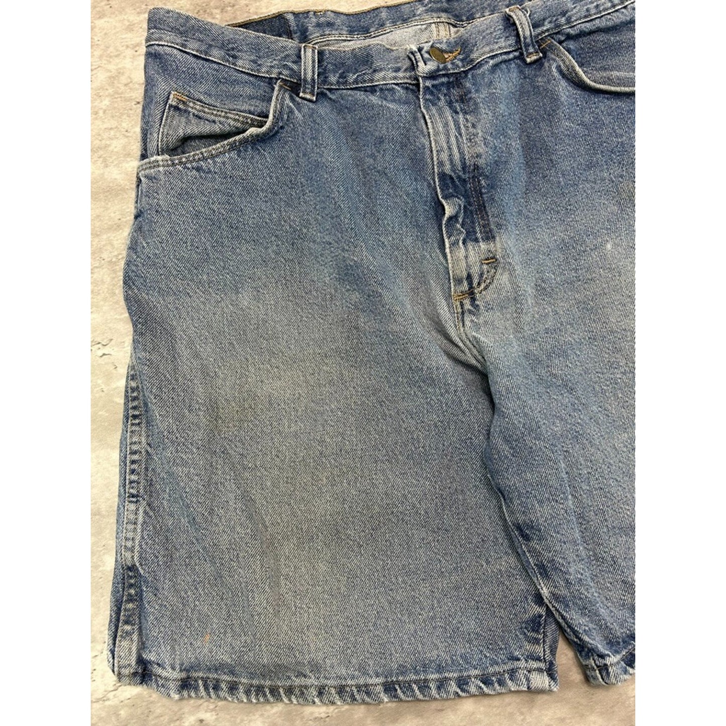 Vintage Wrangler Authentic Jeans Medium Wash Denim Shorts Size 38 Blue