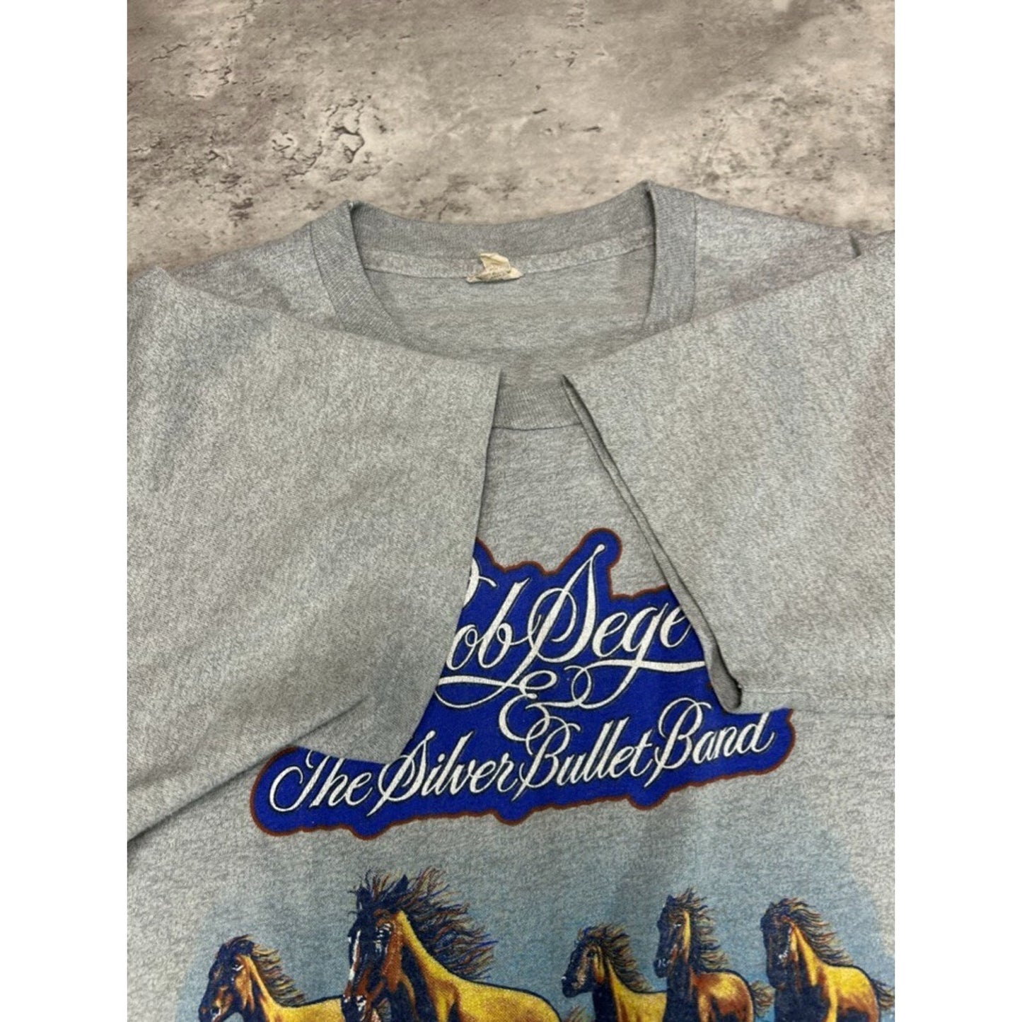 Vintage 1983 Bob Seger & The Silver Bullet Band Rock Music T-Shirt Size Medium